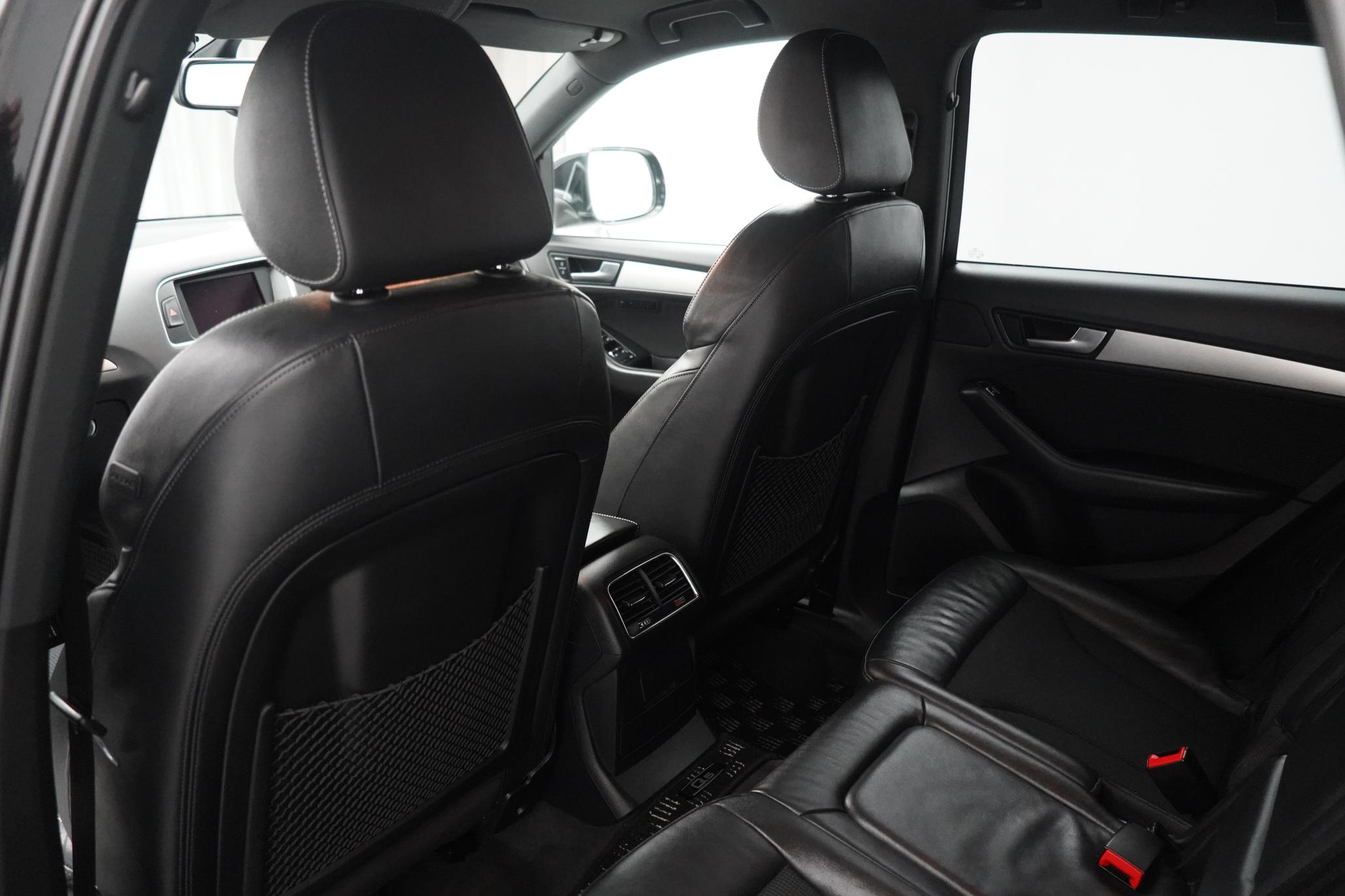 Audi Q5 2.0 TFSI S line SUV 5dr Petrol Tiptronic quattro Euro 5 (s/s) (225 ps)