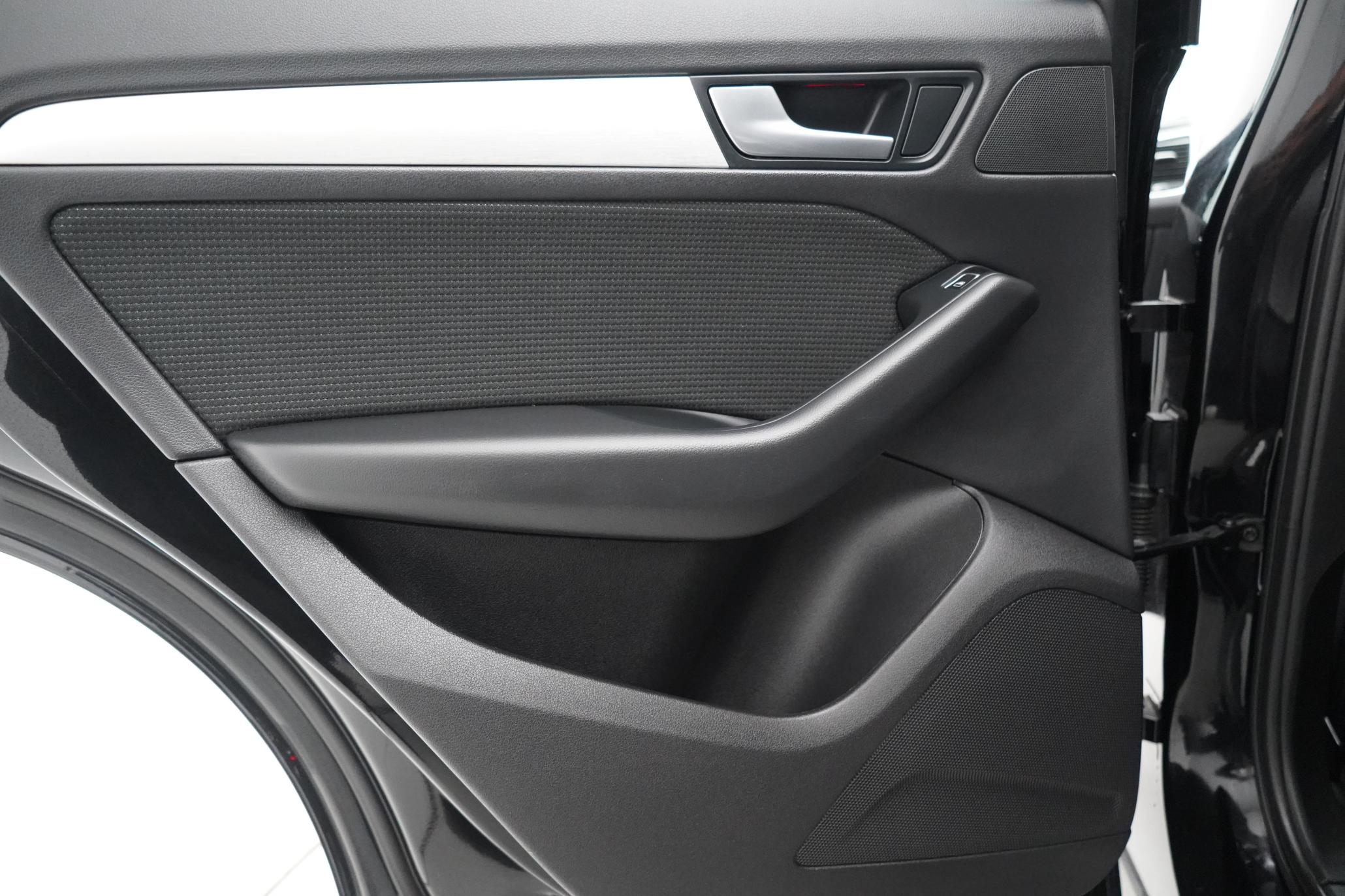 Audi Q5 2.0 TFSI S line SUV 5dr Petrol Tiptronic quattro Euro 5 (s/s) (225 ps)