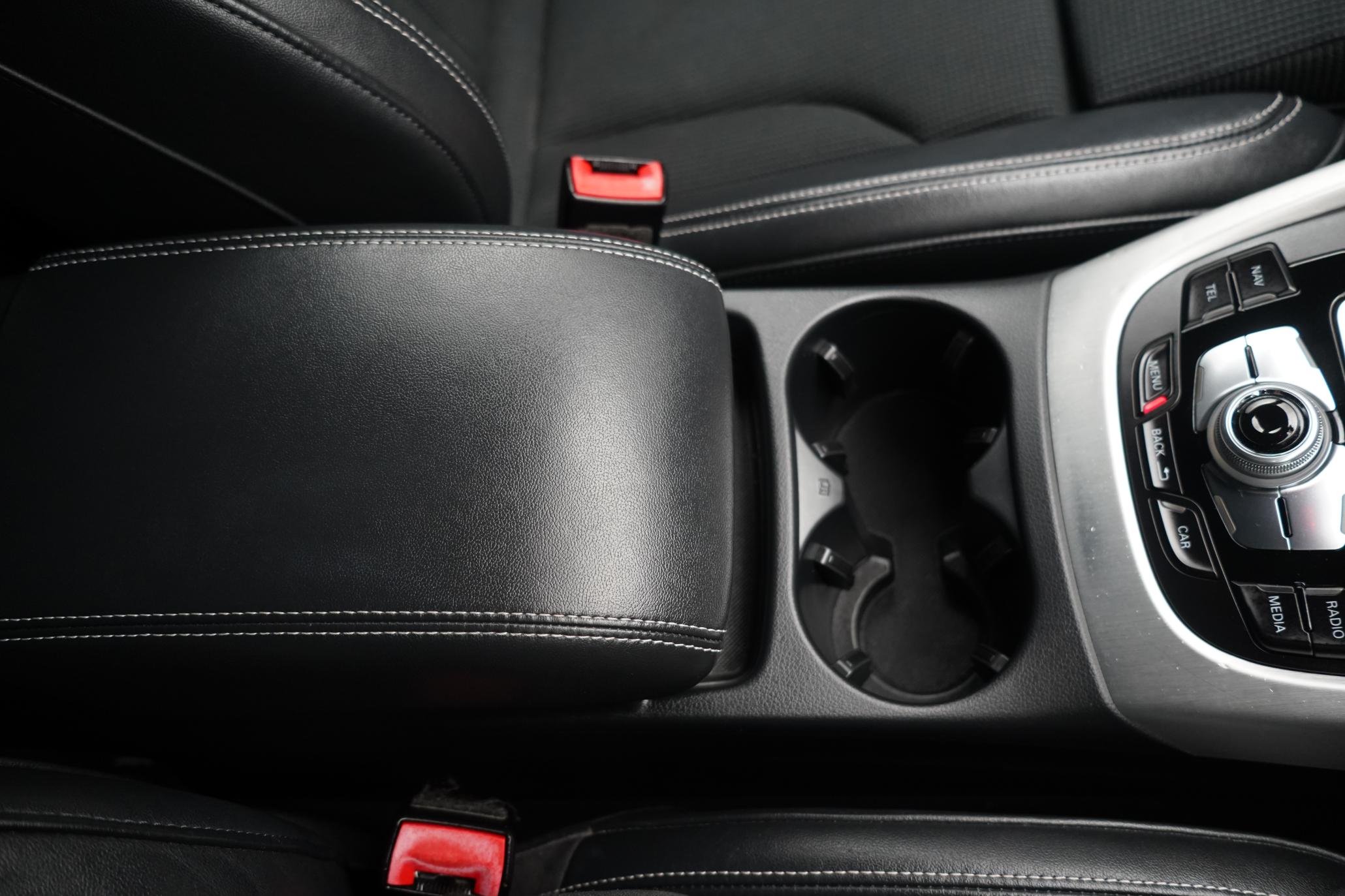 Audi Q5 2.0 TFSI S line SUV 5dr Petrol Tiptronic quattro Euro 5 (s/s) (225 ps)