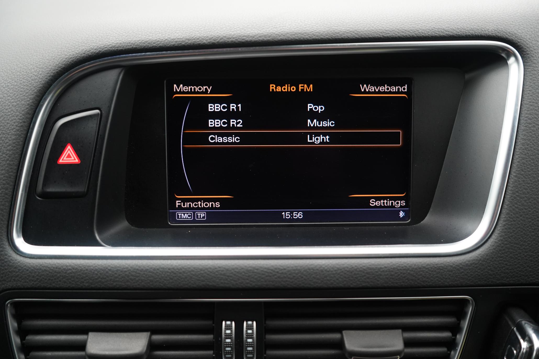 Audi Q5 2.0 TFSI S line SUV 5dr Petrol Tiptronic quattro Euro 5 (s/s) (225 ps)