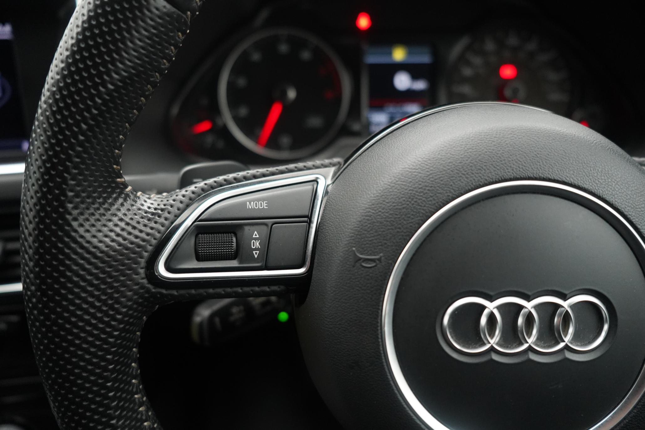 Audi Q5 2.0 TFSI S line SUV 5dr Petrol Tiptronic quattro Euro 5 (s/s) (225 ps)