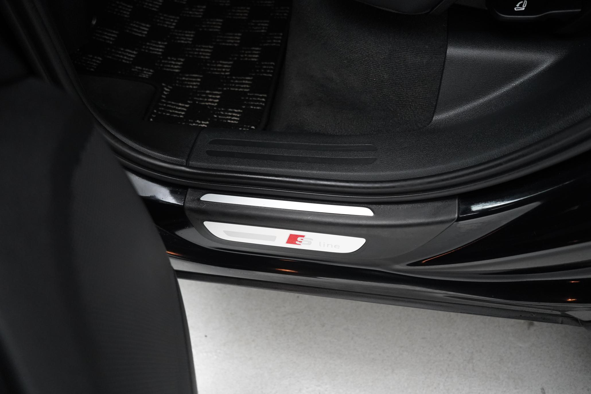 Audi Q5 2.0 TFSI S line SUV 5dr Petrol Tiptronic quattro Euro 5 (s/s) (225 ps)