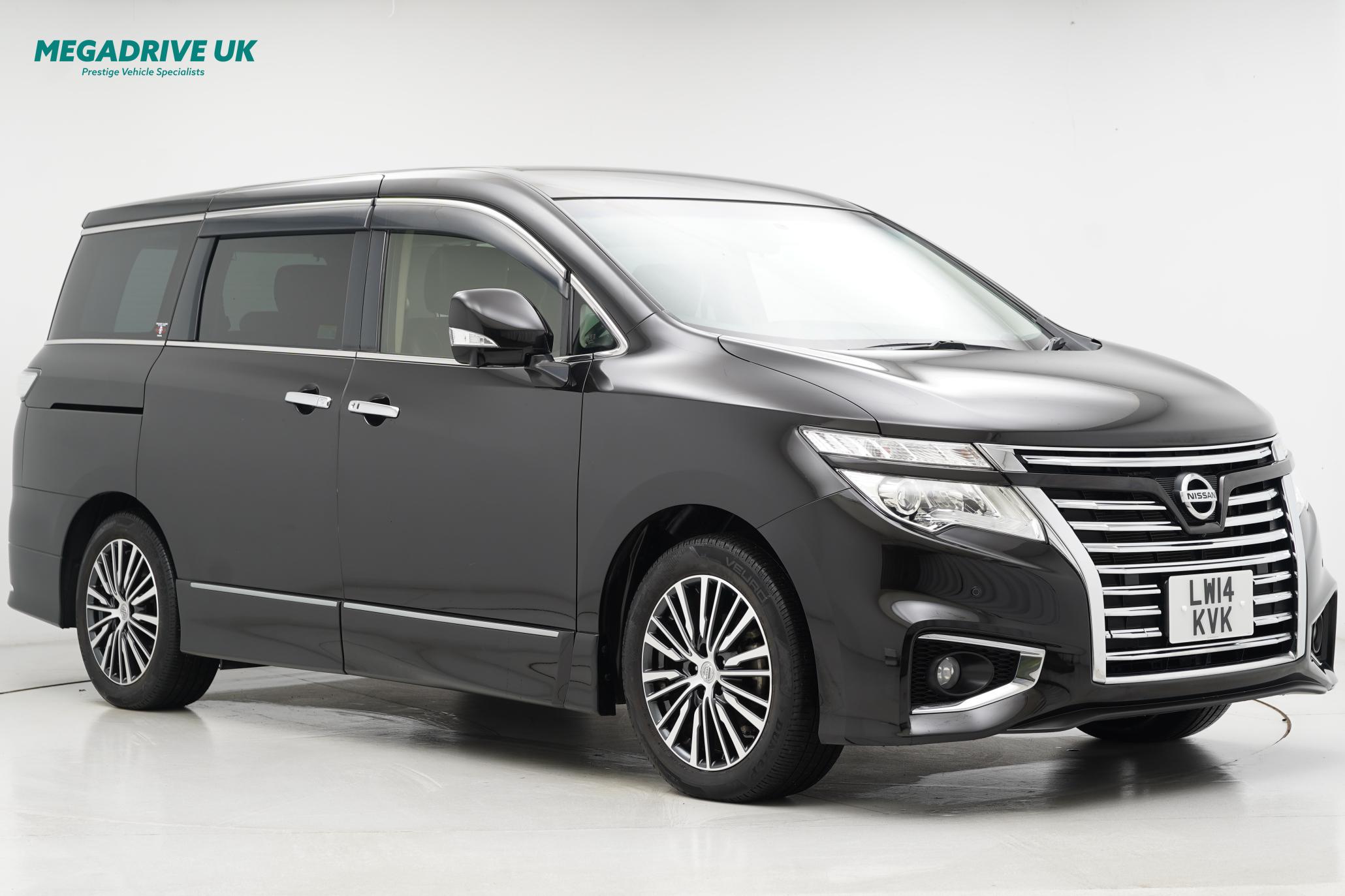 Nissan Elgrand HIGHWAY STAR