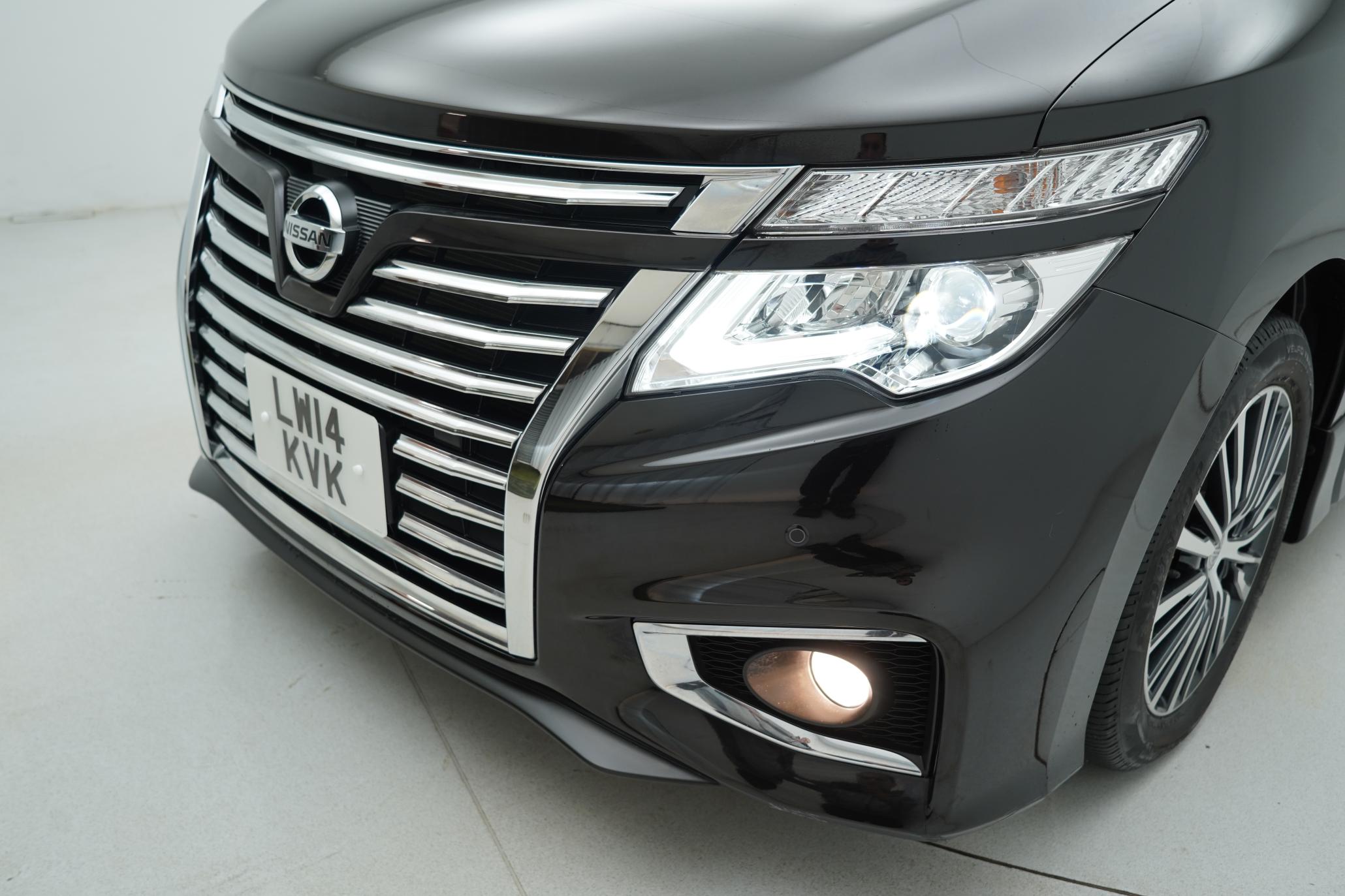 Nissan Elgrand HIGHWAY STAR