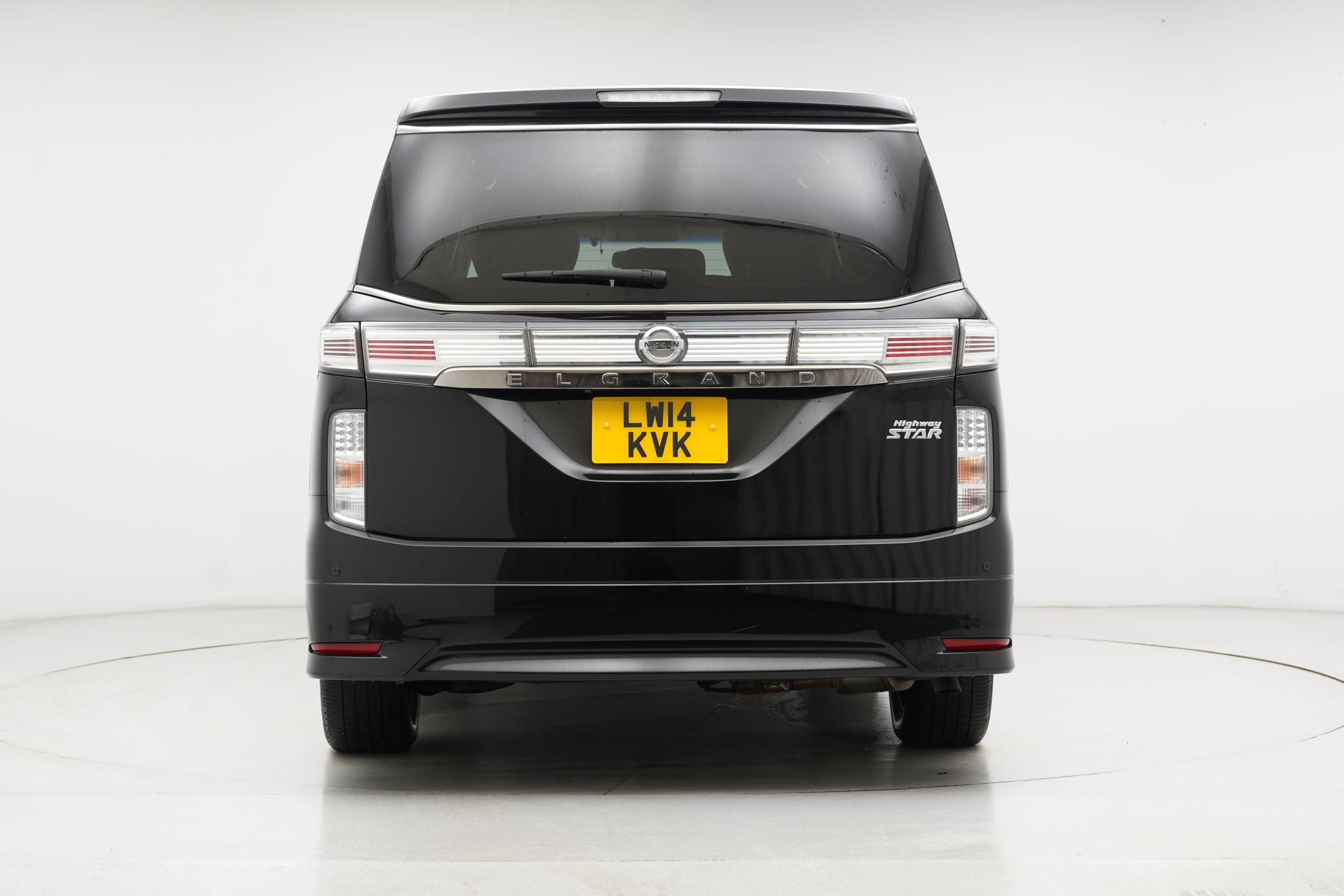 Nissan Elgrand HIGHWAY STAR