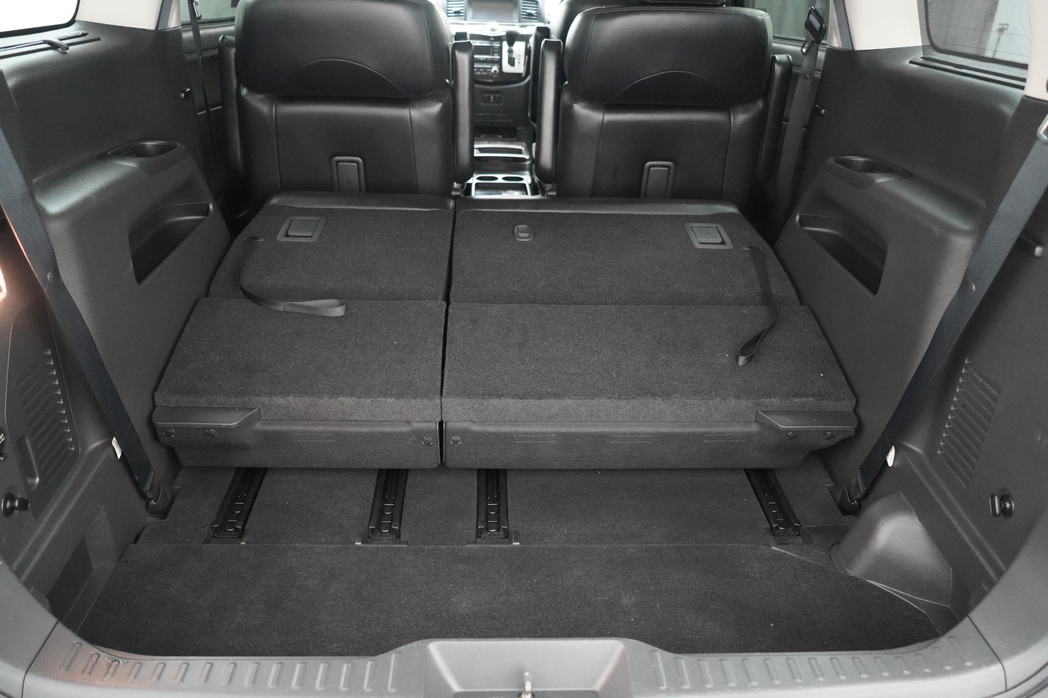 Nissan Elgrand HIGHWAY STAR