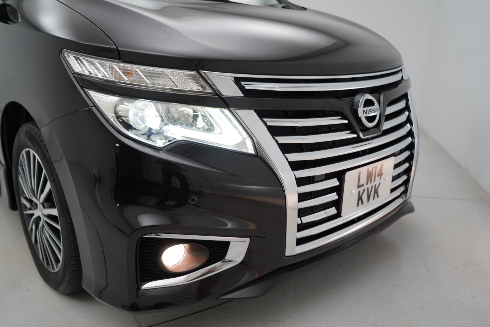 Nissan Elgrand HIGHWAY STAR
