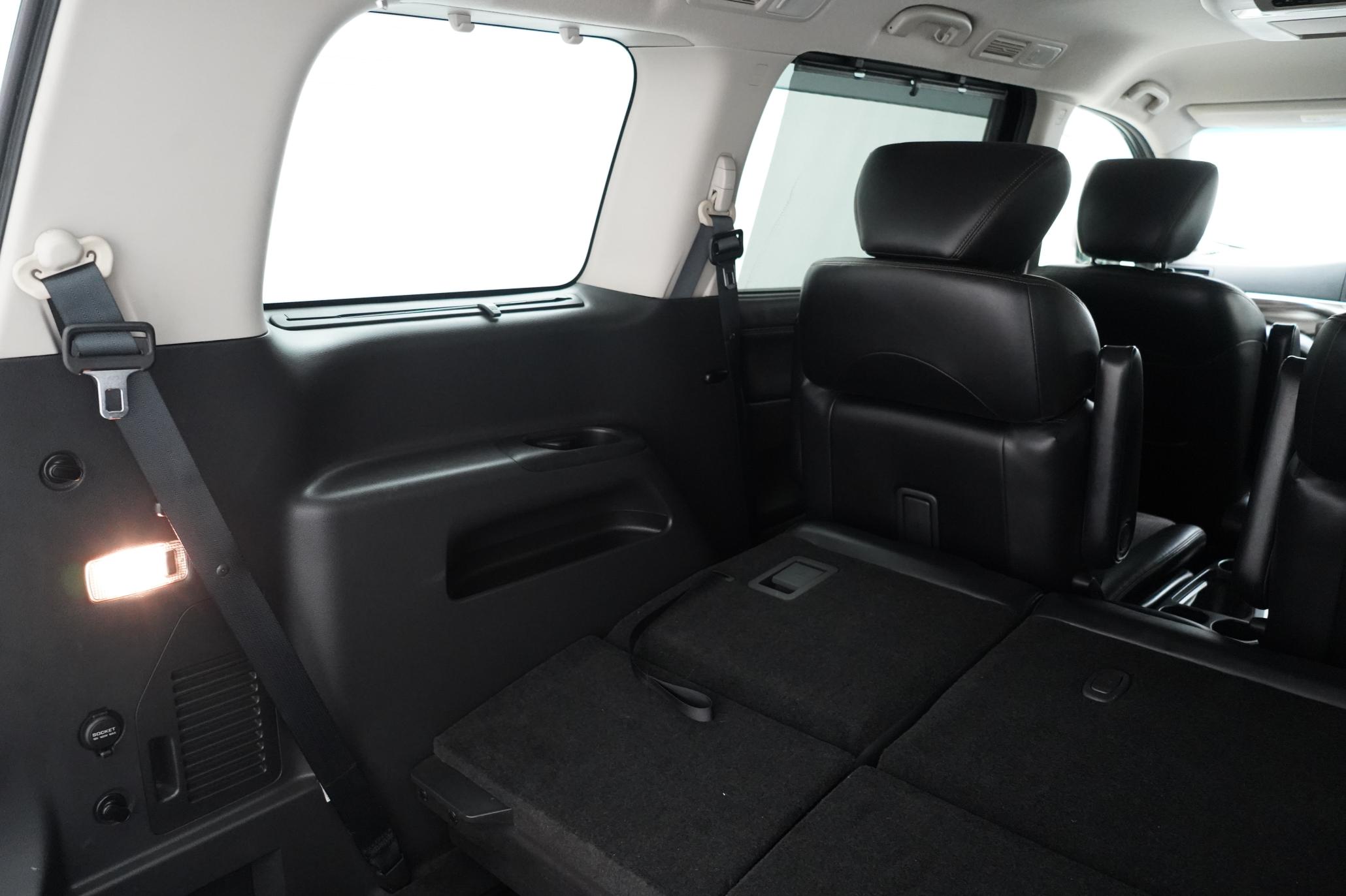 Nissan Elgrand HIGHWAY STAR