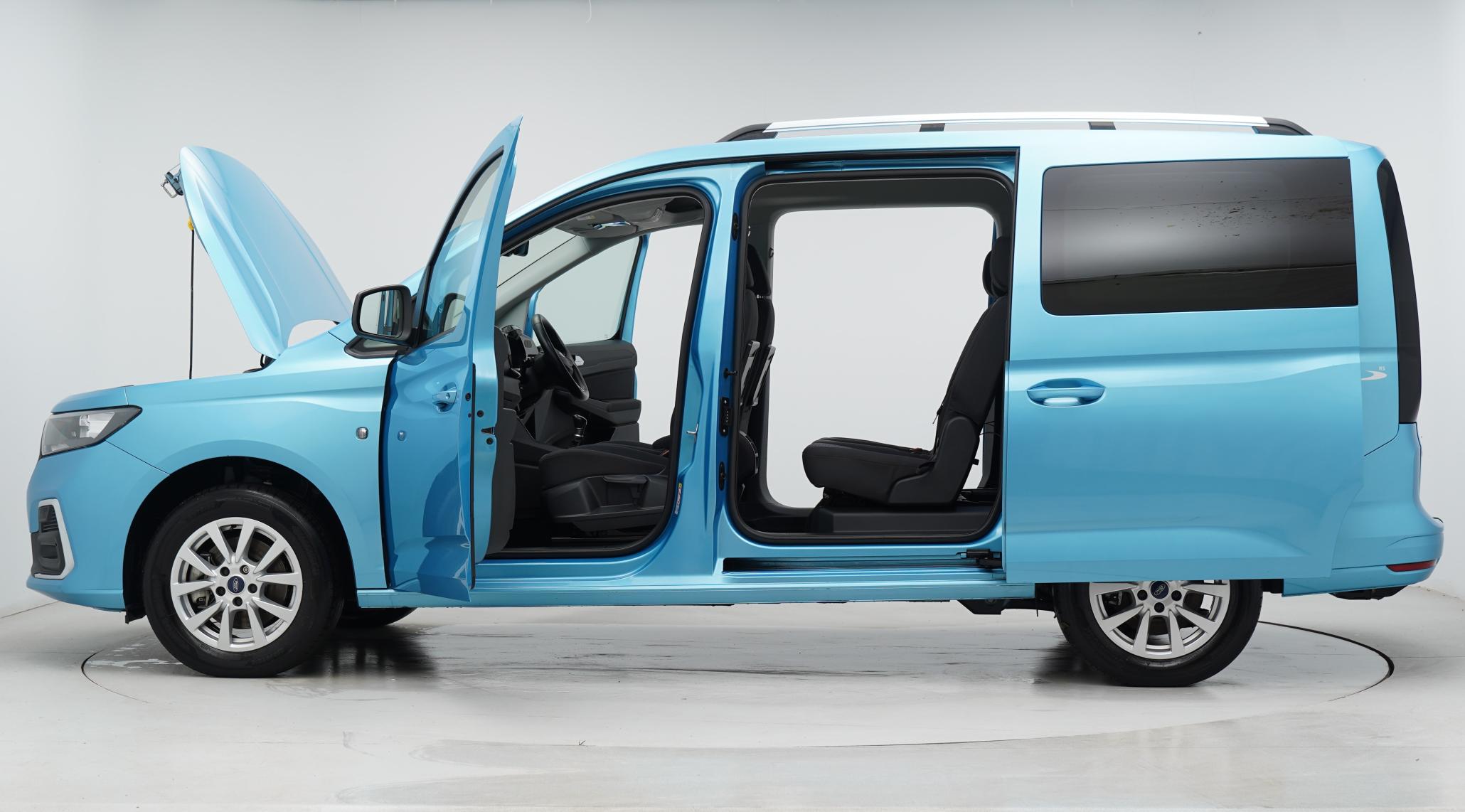 Ford Grand Tourneo Connect 2.0 EcoBlue Titanium MPV 5dr Diesel Manual Euro 6 (s/s) (122 ps)