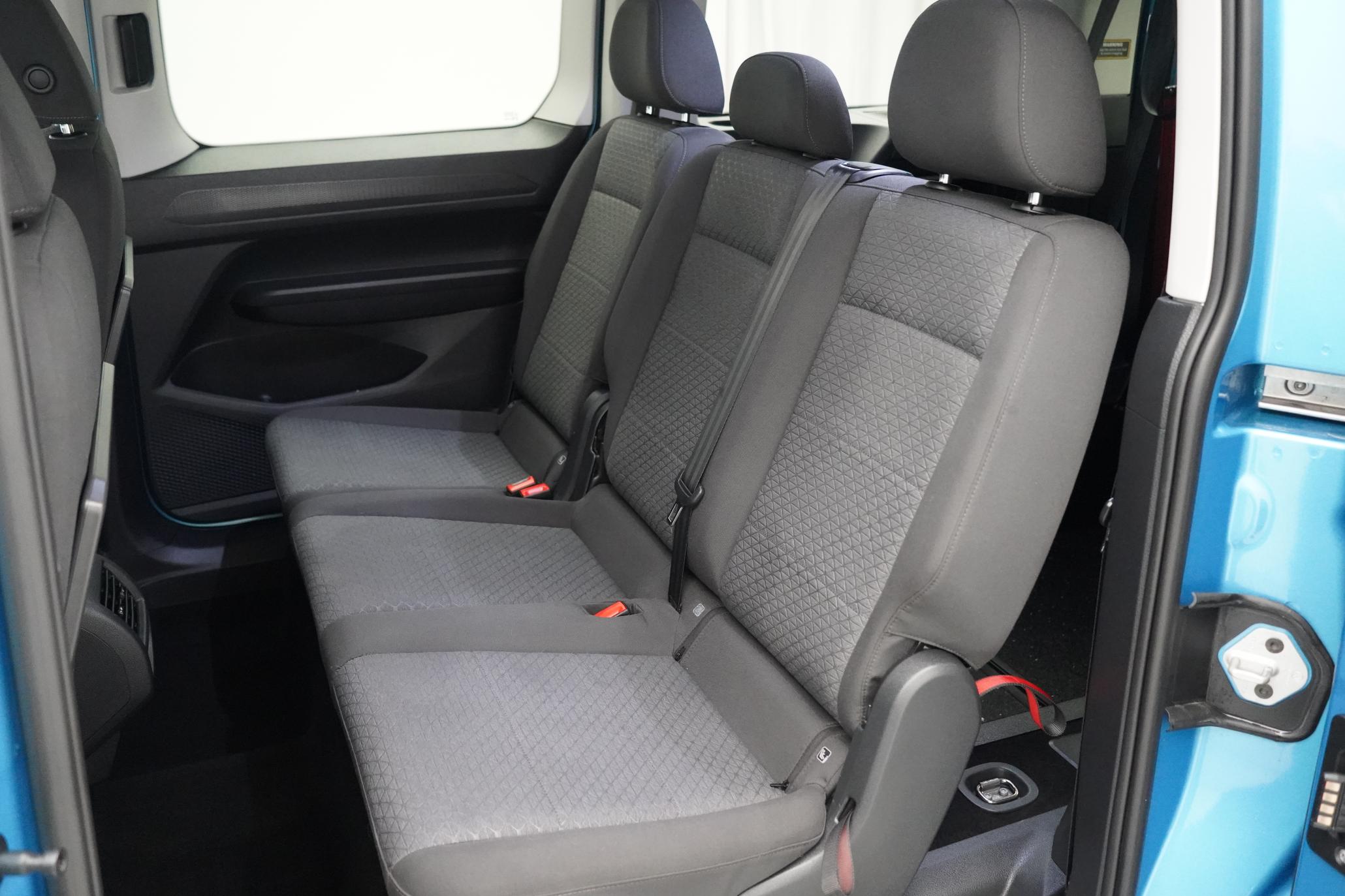Ford Grand Tourneo Connect 2.0 EcoBlue Titanium MPV 5dr Diesel Manual Euro 6 (s/s) (122 ps)