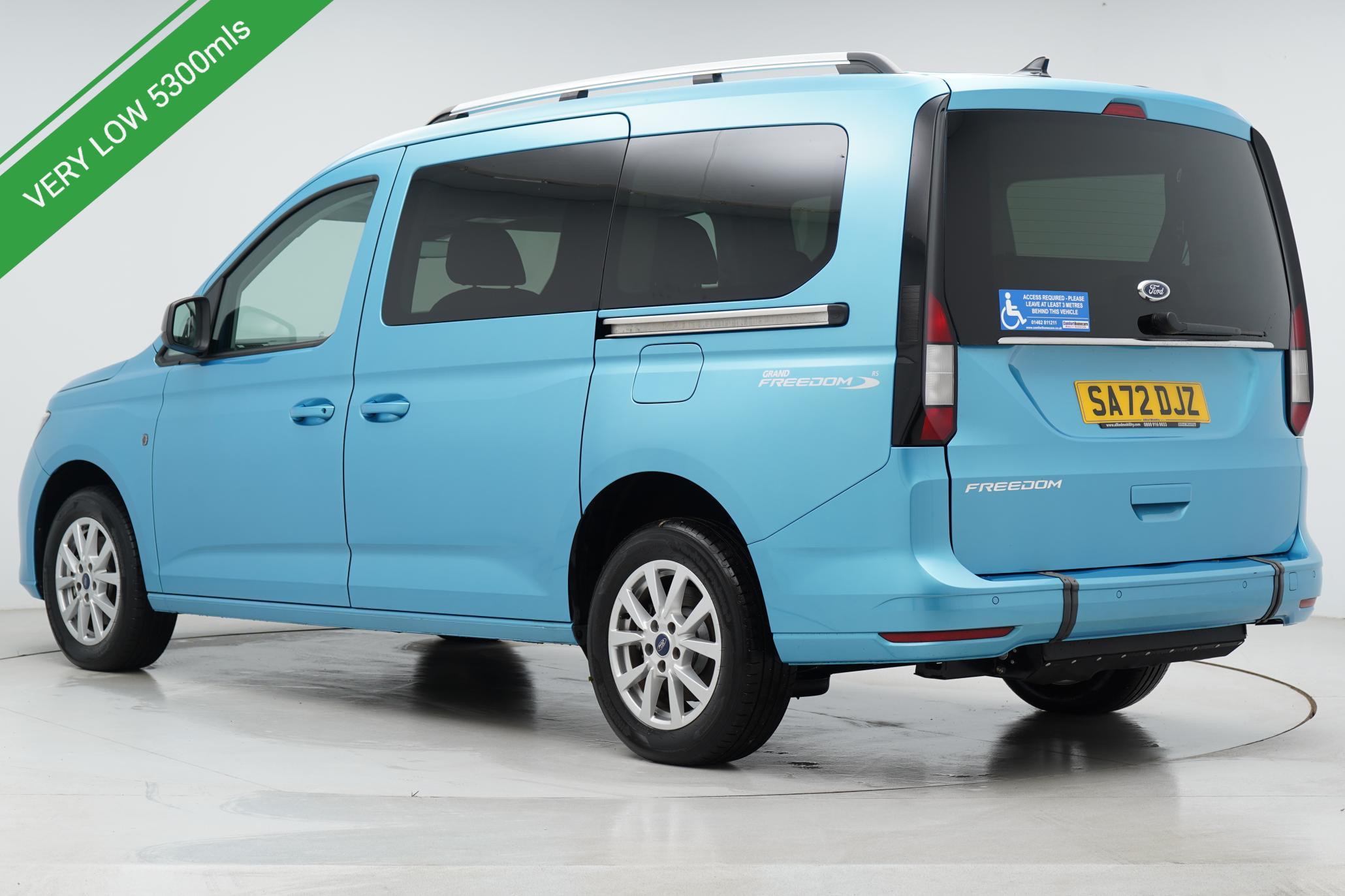 Ford Grand Tourneo Connect 2.0 EcoBlue Titanium MPV 5dr Diesel Manual Euro 6 (s/s) (122 ps)