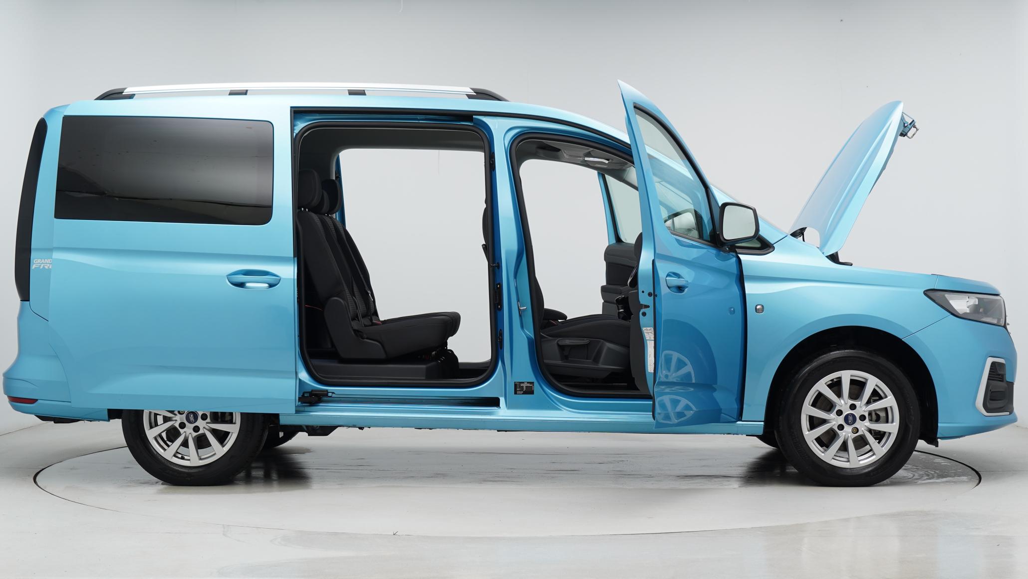Ford Grand Tourneo Connect 2.0 EcoBlue Titanium MPV 5dr Diesel Manual Euro 6 (s/s) (122 ps)