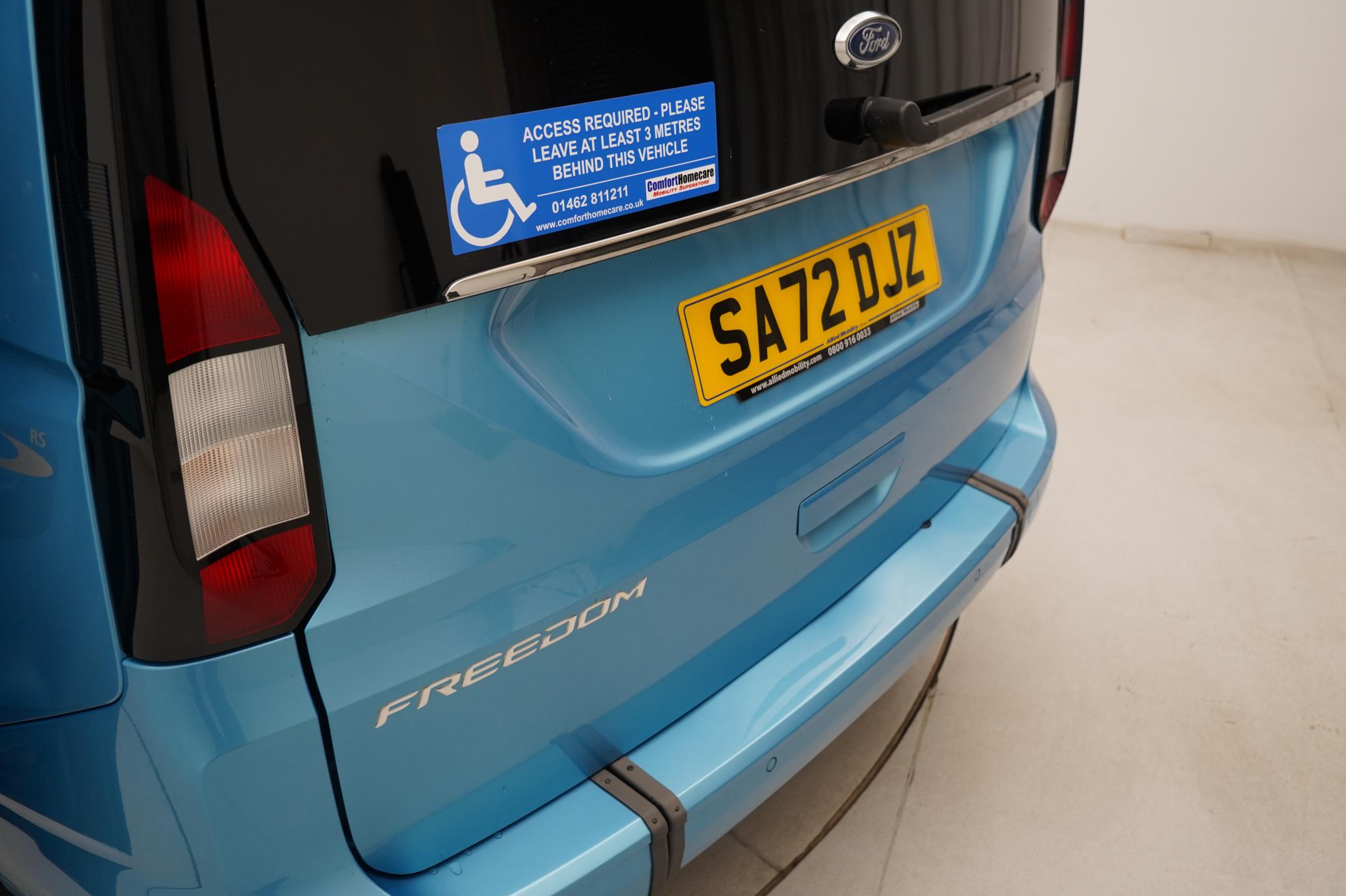 Ford Grand Tourneo Connect 2.0 EcoBlue Titanium MPV 5dr Diesel Manual Euro 6 (s/s) (122 ps)