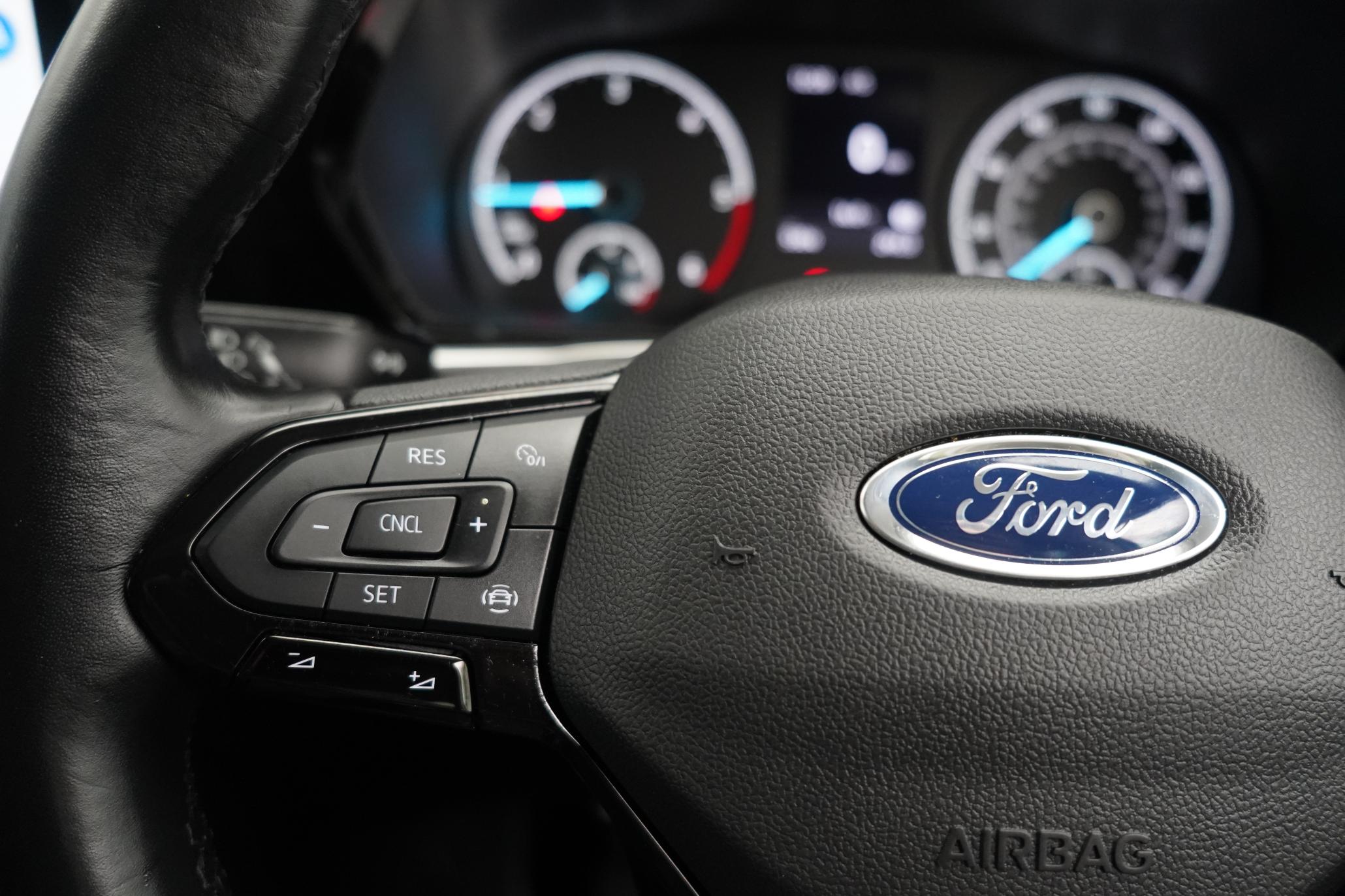 Ford Grand Tourneo Connect 2.0 EcoBlue Titanium MPV 5dr Diesel Manual Euro 6 (s/s) (122 ps)