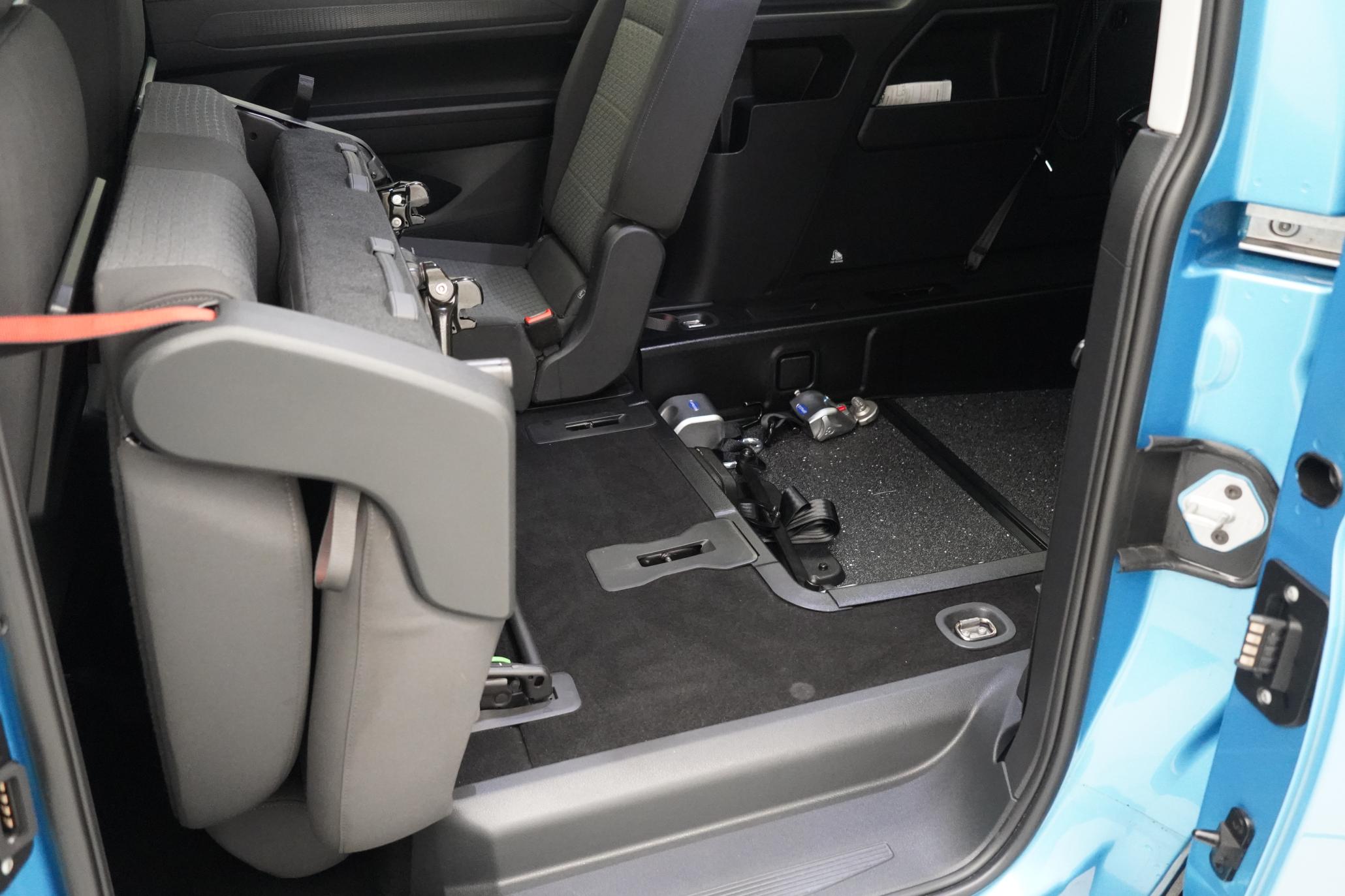 Ford Grand Tourneo Connect 2.0 EcoBlue Titanium MPV 5dr Diesel Manual Euro 6 (s/s) (122 ps)