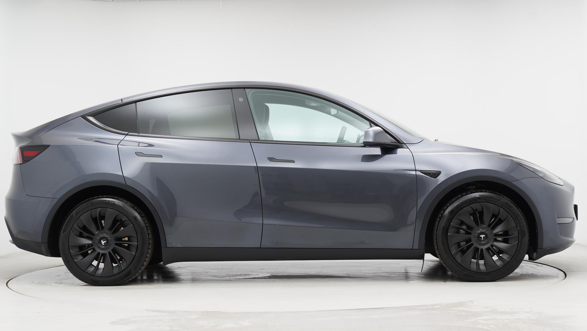 Tesla Model Y (Dual Motor) Long Range SUV 5dr Electric Auto 4WDE (384 bhp)