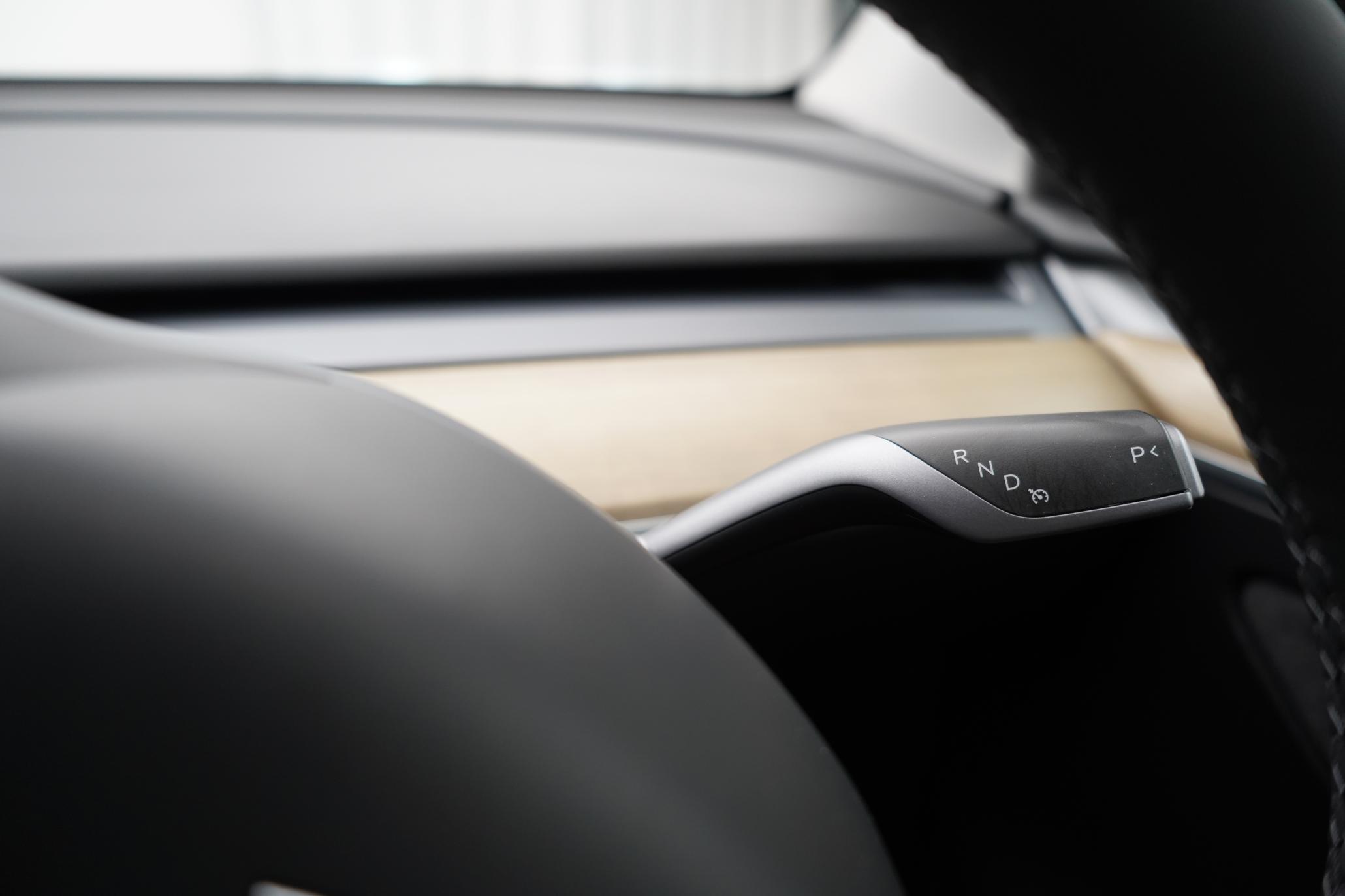 Tesla Model Y (Dual Motor) Long Range SUV 5dr Electric Auto 4WDE (384 bhp)