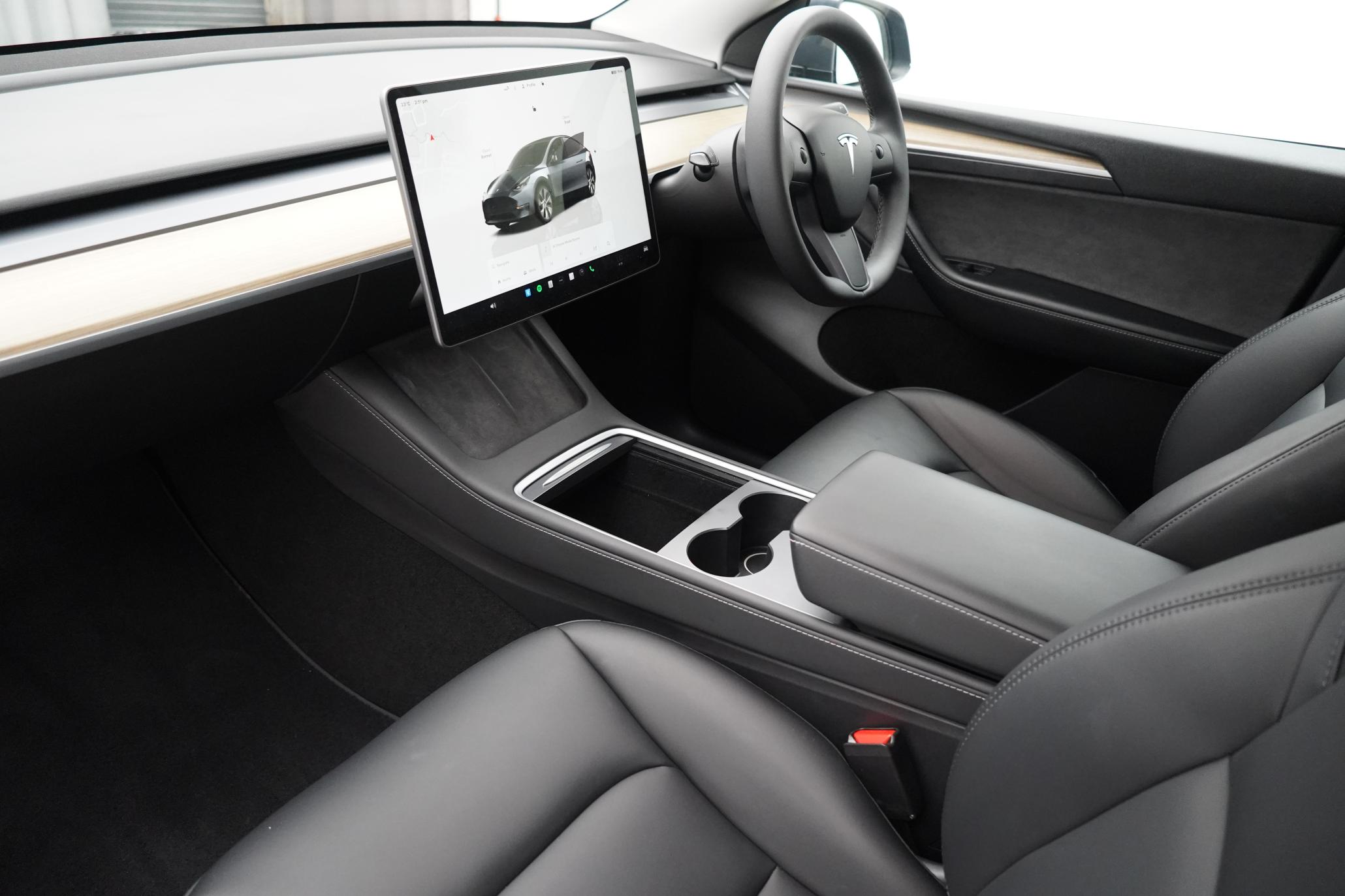 Tesla Model Y (Dual Motor) Long Range SUV 5dr Electric Auto 4WDE (384 bhp)