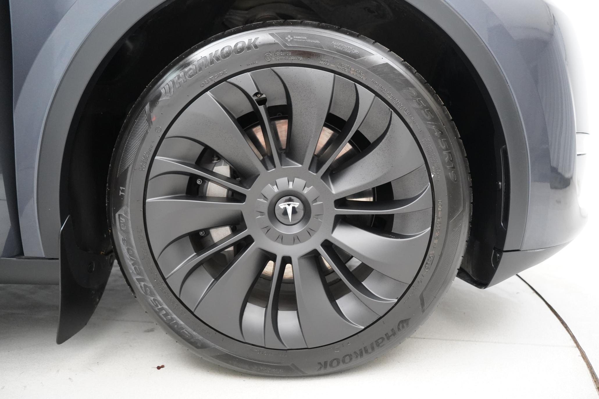 Tesla Model Y (Dual Motor) Long Range SUV 5dr Electric Auto 4WDE (384 bhp)