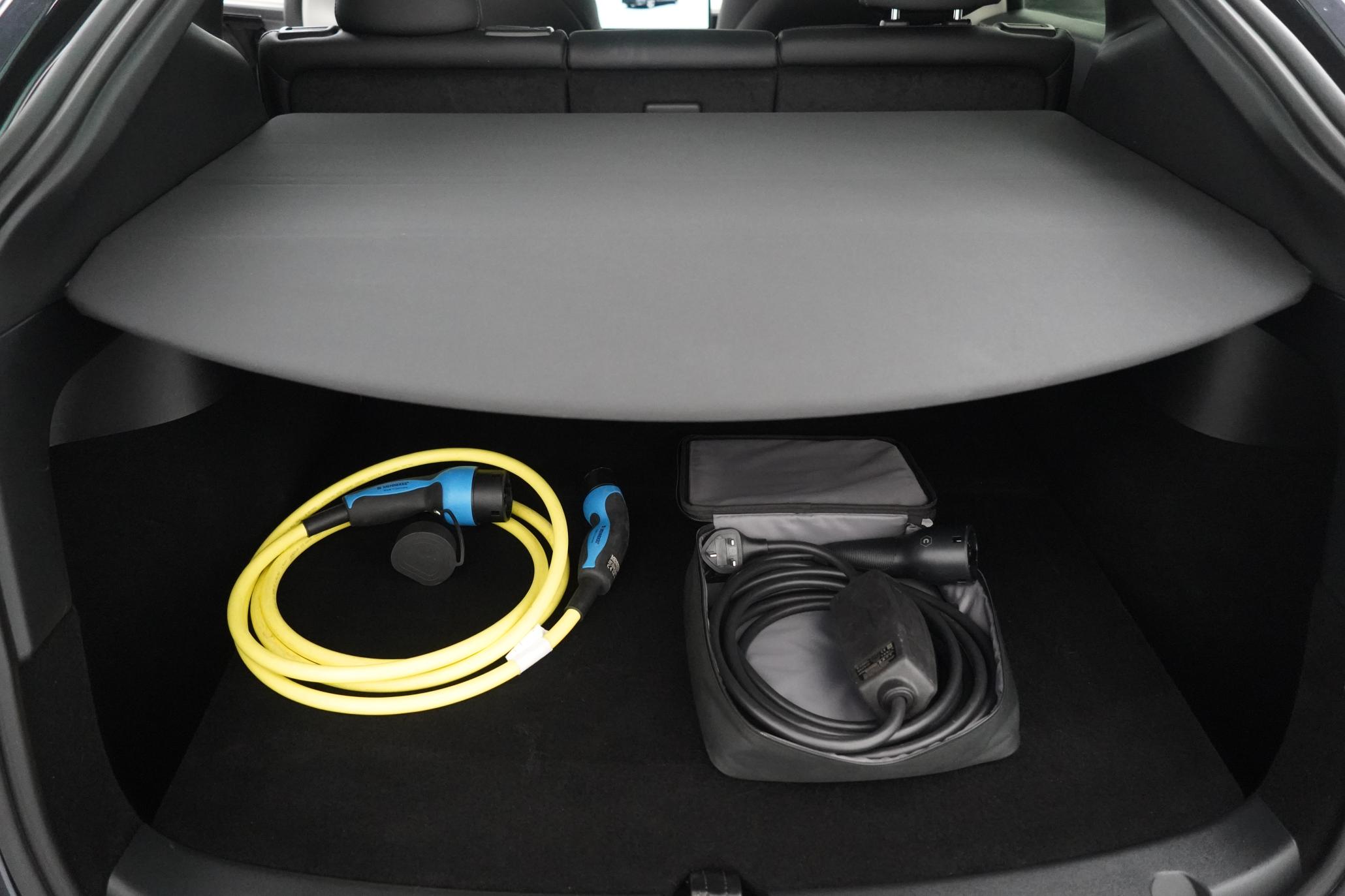 Tesla Model Y (Dual Motor) Long Range SUV 5dr Electric Auto 4WDE (384 bhp)