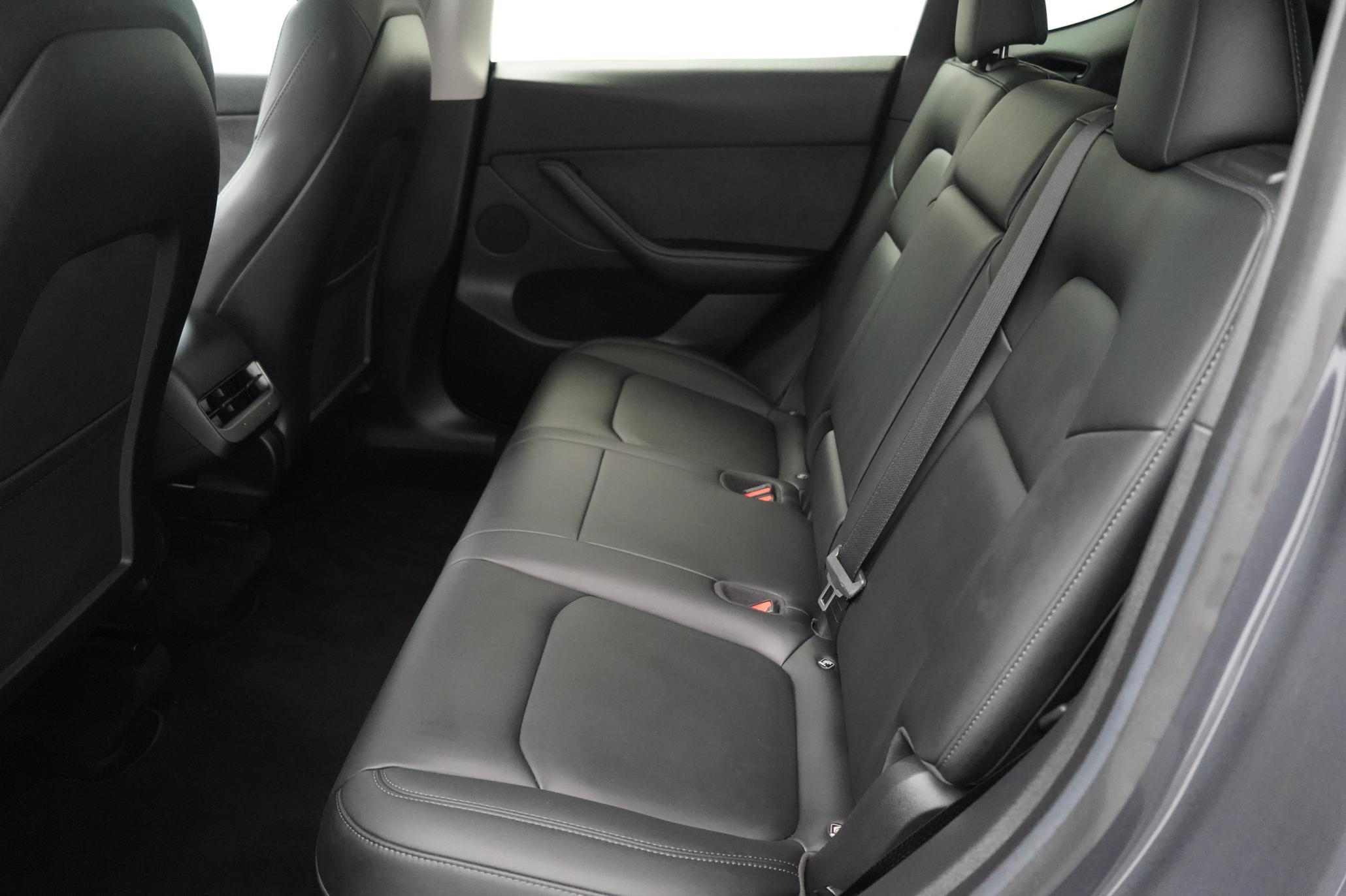 Tesla Model Y (Dual Motor) Long Range SUV 5dr Electric Auto 4WDE (384 bhp)