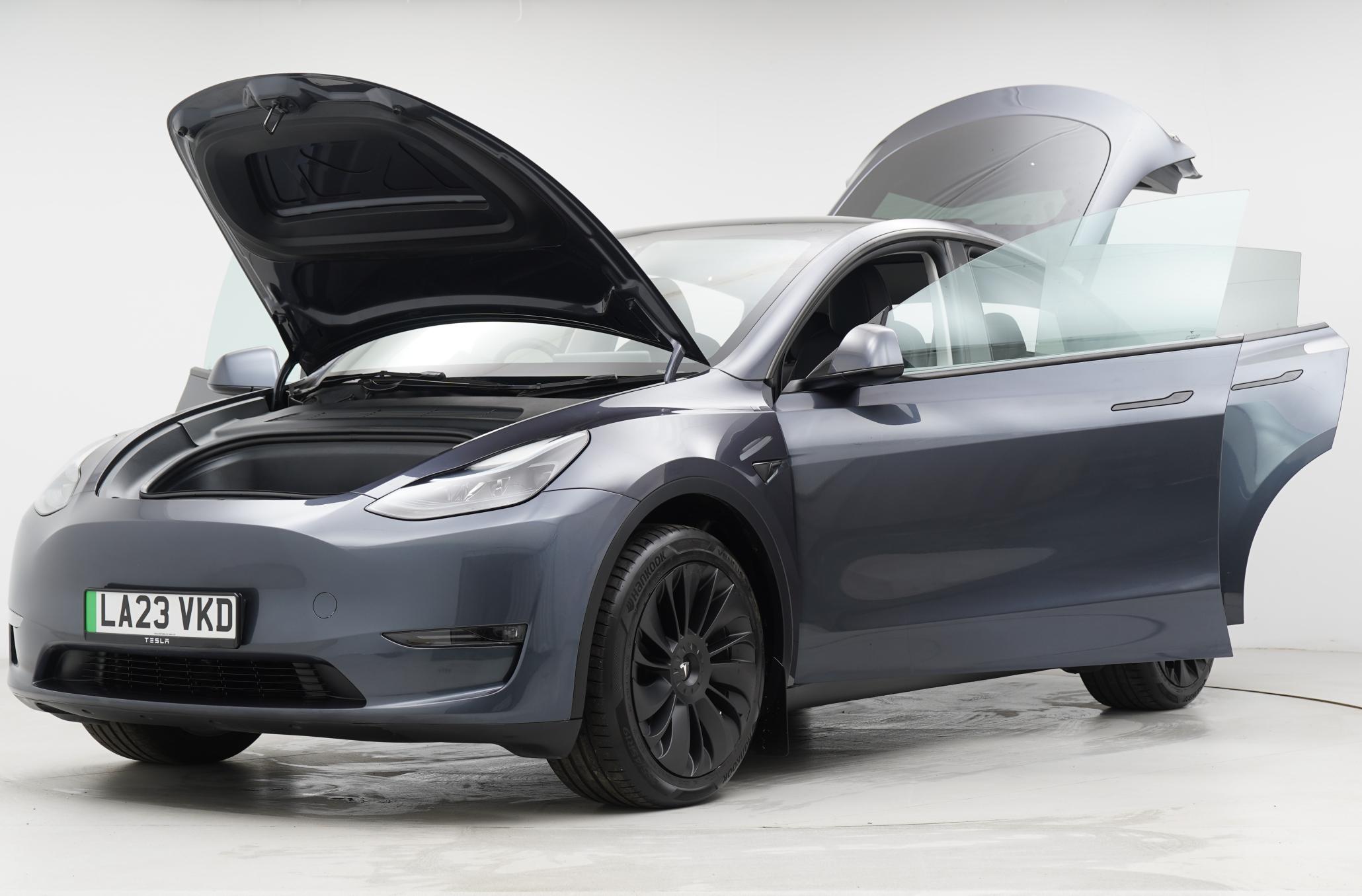 Tesla Model Y (Dual Motor) Long Range SUV 5dr Electric Auto 4WDE (384 bhp)