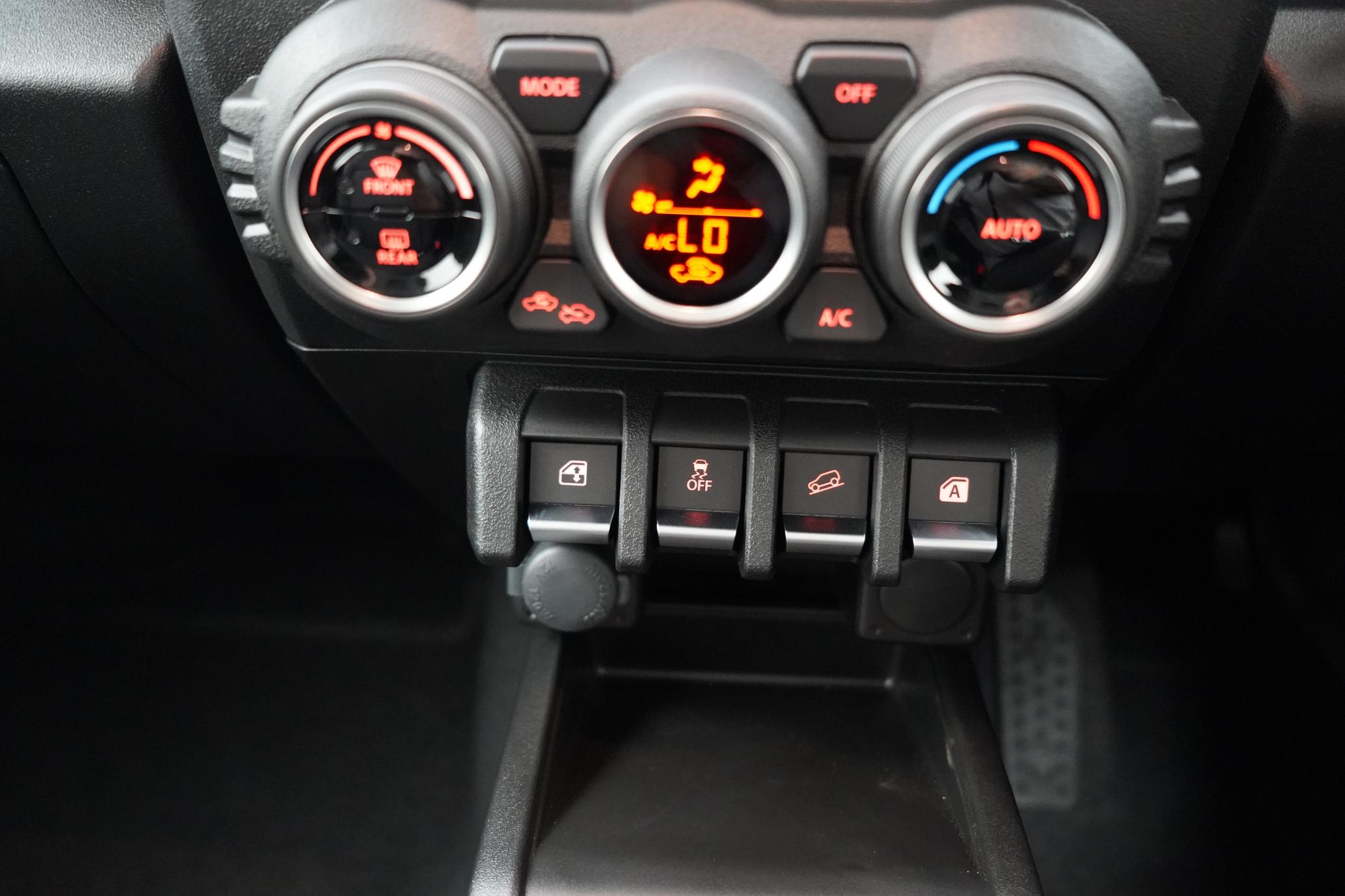 Suzuki Jimny 1.5 SZ5 SUV 3dr Petrol Auto ALLGRIP Euro 6 (101 ps)