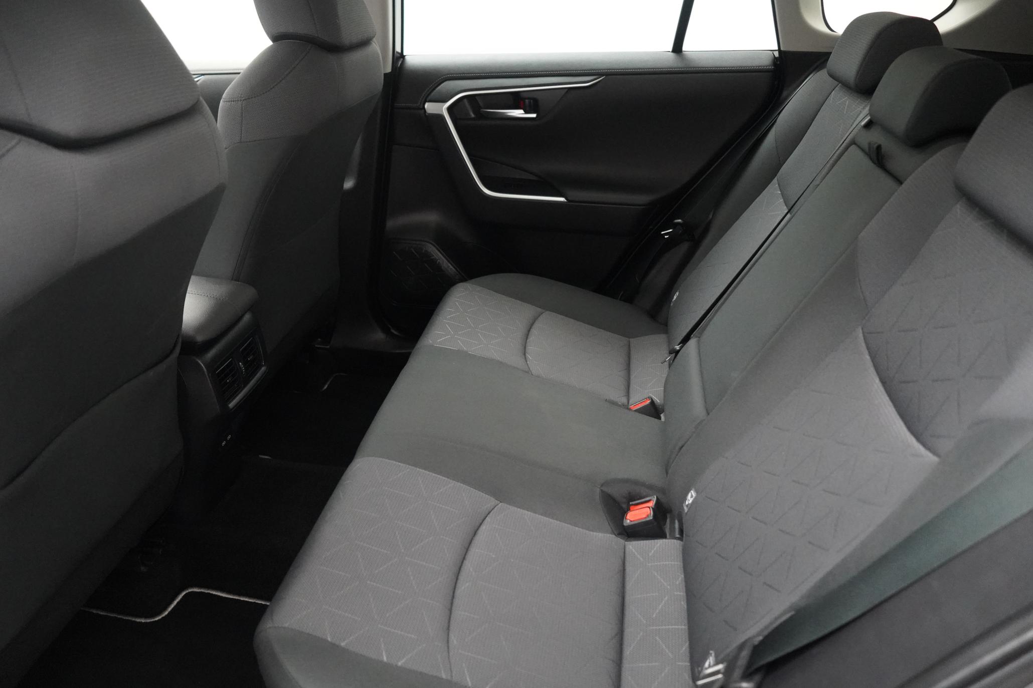 Toyota RAV4 2.5 VVT-h GPF Design SUV 5dr Petrol Hybrid CVT Euro 6 (s/s) (218 ps)