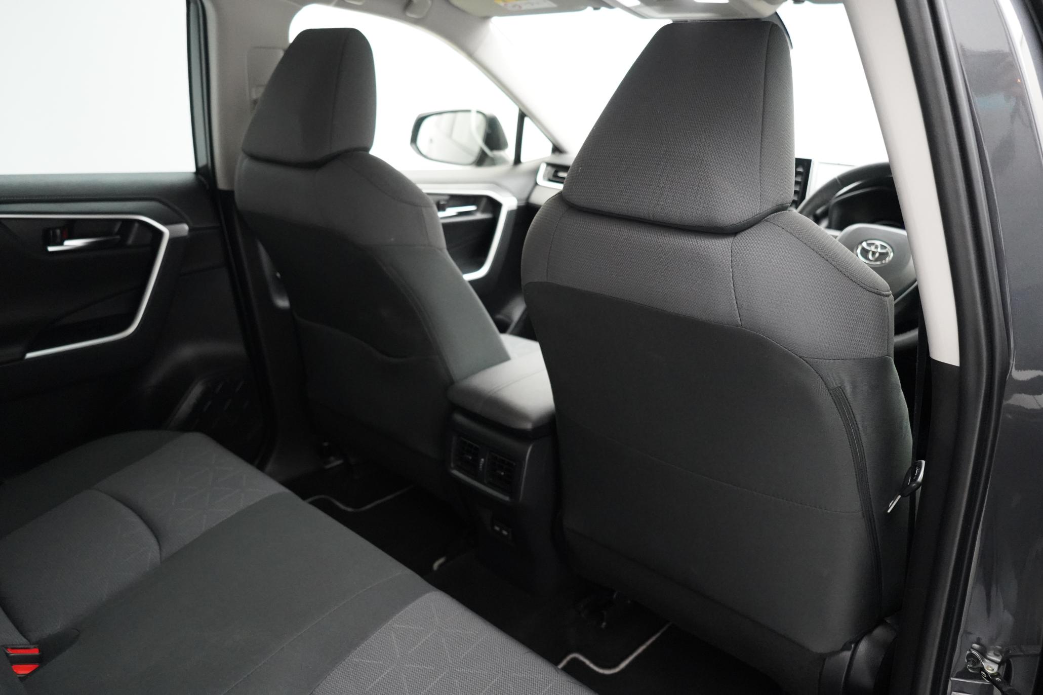 Toyota RAV4 2.5 VVT-h GPF Design SUV 5dr Petrol Hybrid CVT Euro 6 (s/s) (218 ps)