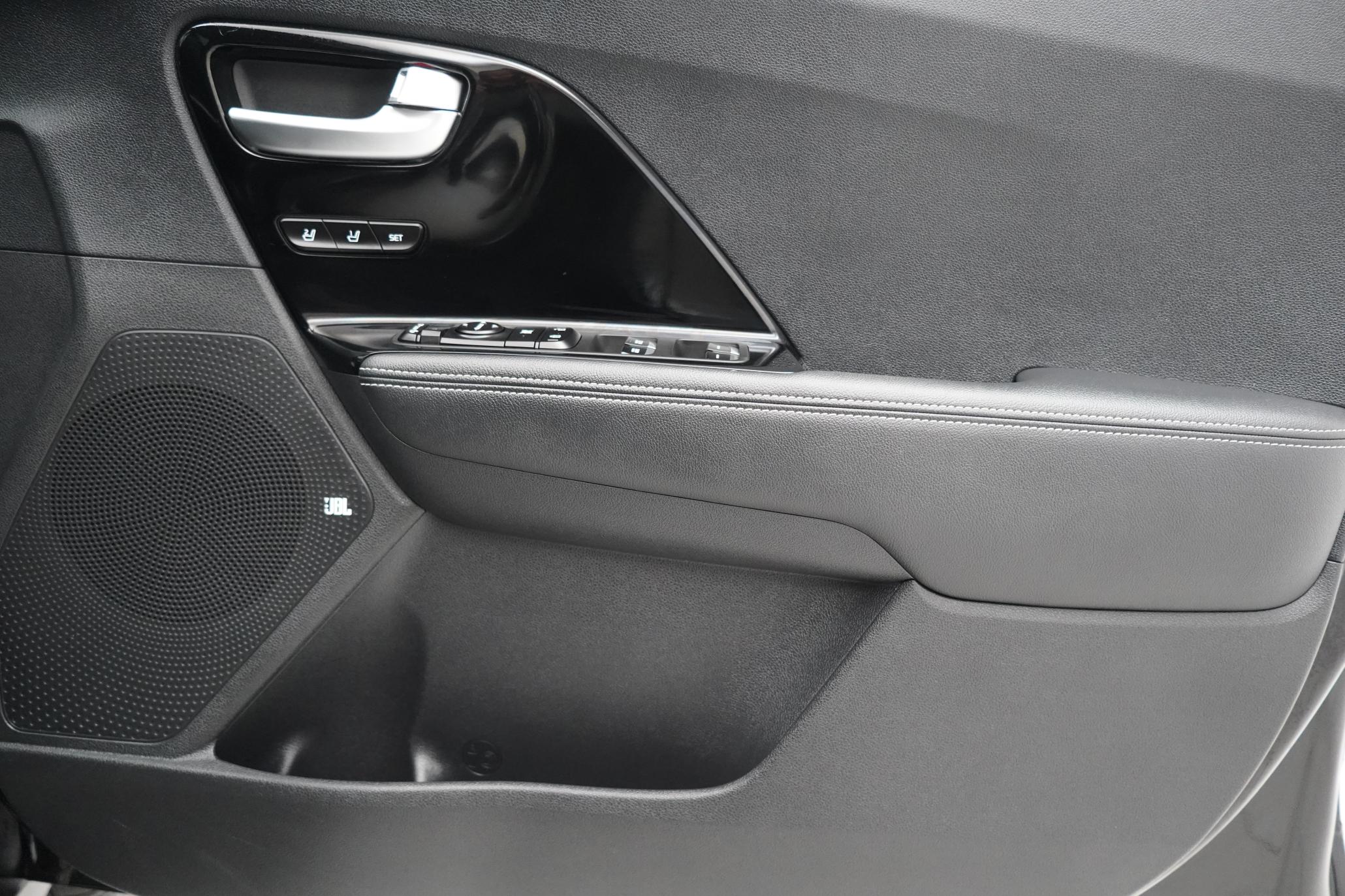 Kia Niro 64kWh 4+ SUV 5dr Electric Auto (201 bhp)