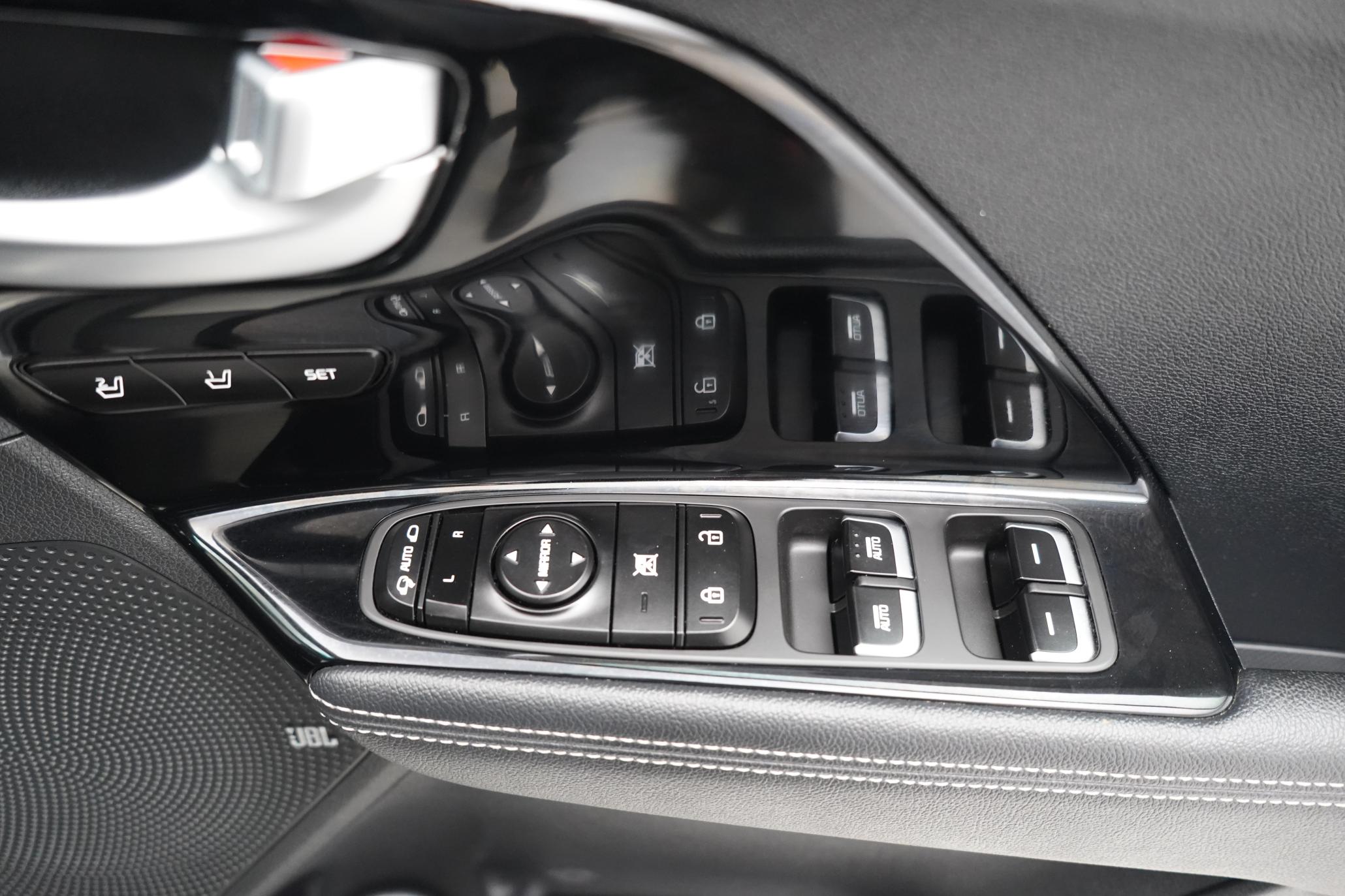 Kia Niro 64kWh 4+ SUV 5dr Electric Auto (201 bhp)