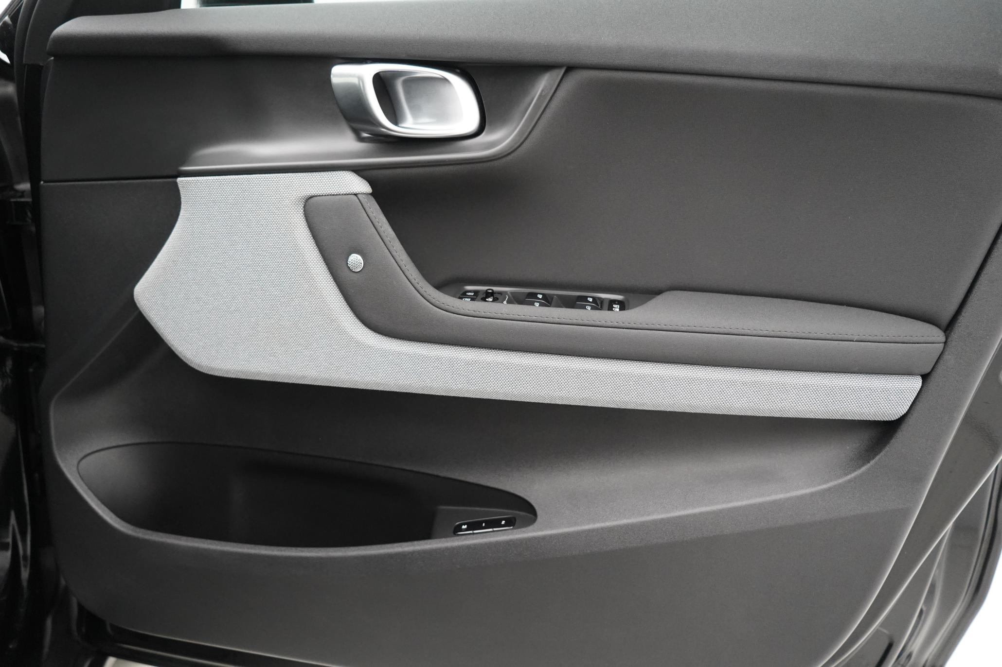 Polestar Polestar 2 Dual Motor 78kWh Long Range Plus Pilot Fastback 5dr Electric Auto 4WDE (408 ps)