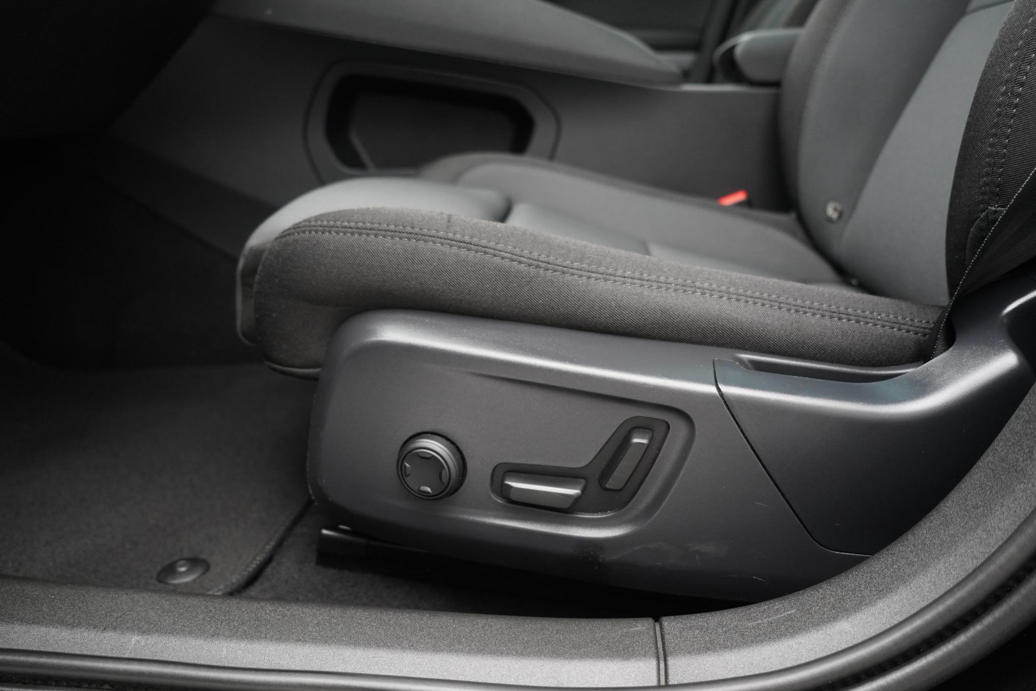 Polestar Polestar 2 Dual Motor 78kWh Long Range Plus Pilot Fastback 5dr Electric Auto 4WDE (408 ps)