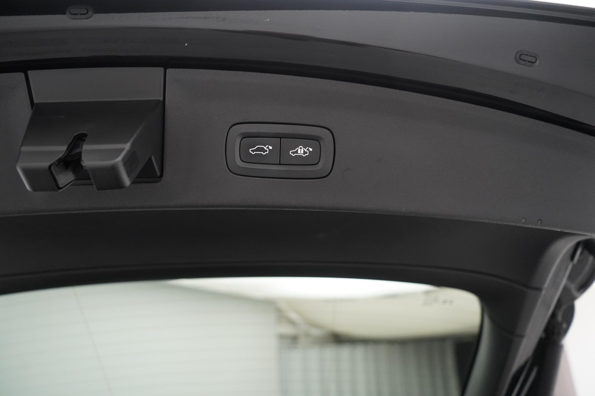 Polestar Polestar 2 Dual Motor 78kWh Long Range Plus Pilot Fastback 5dr Electric Auto 4WDE (408 ps)