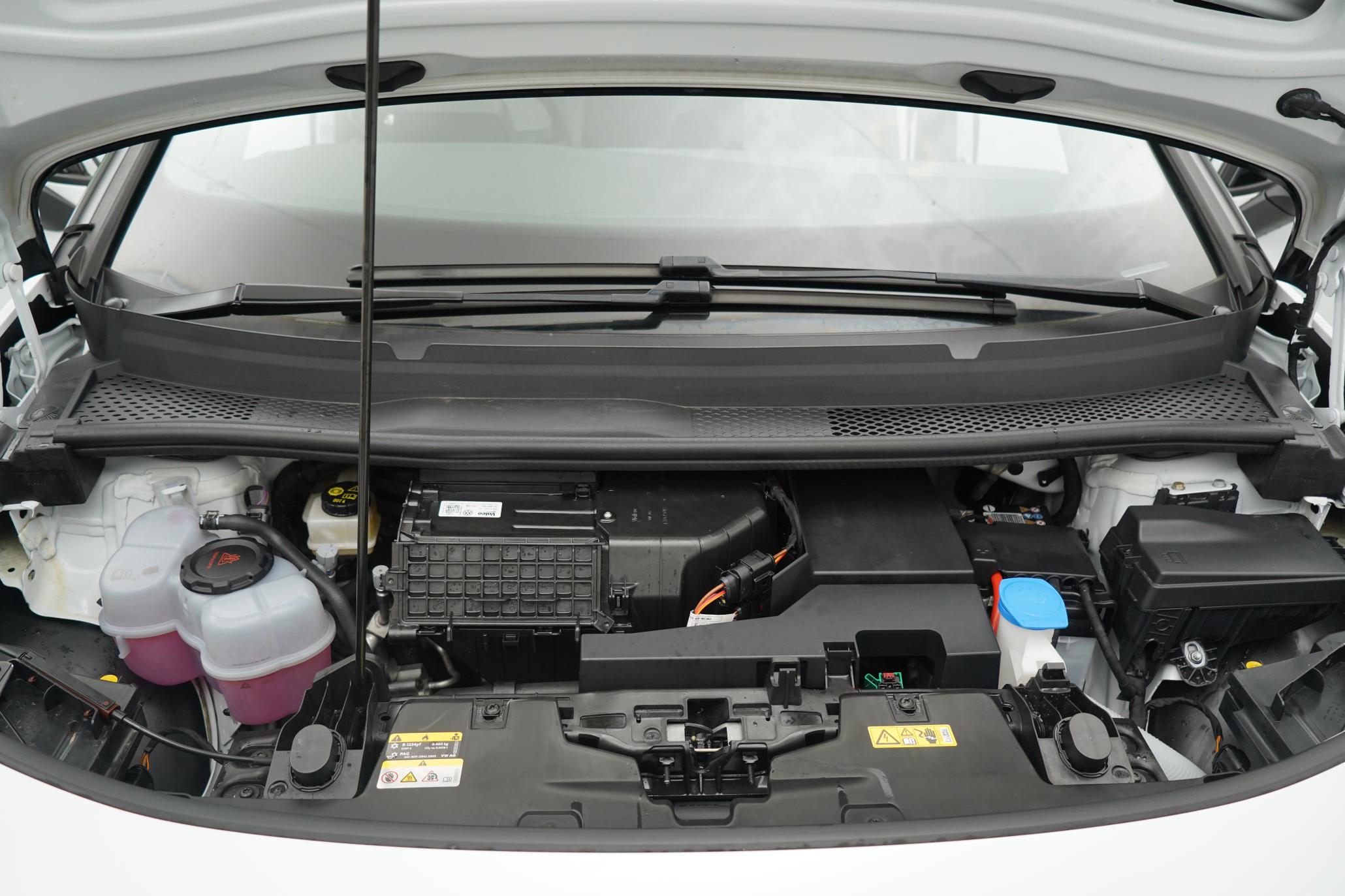 Volkswagen ID.3 Pro 58kWh Life Hatchback 5dr Electric Auto (145 ps)