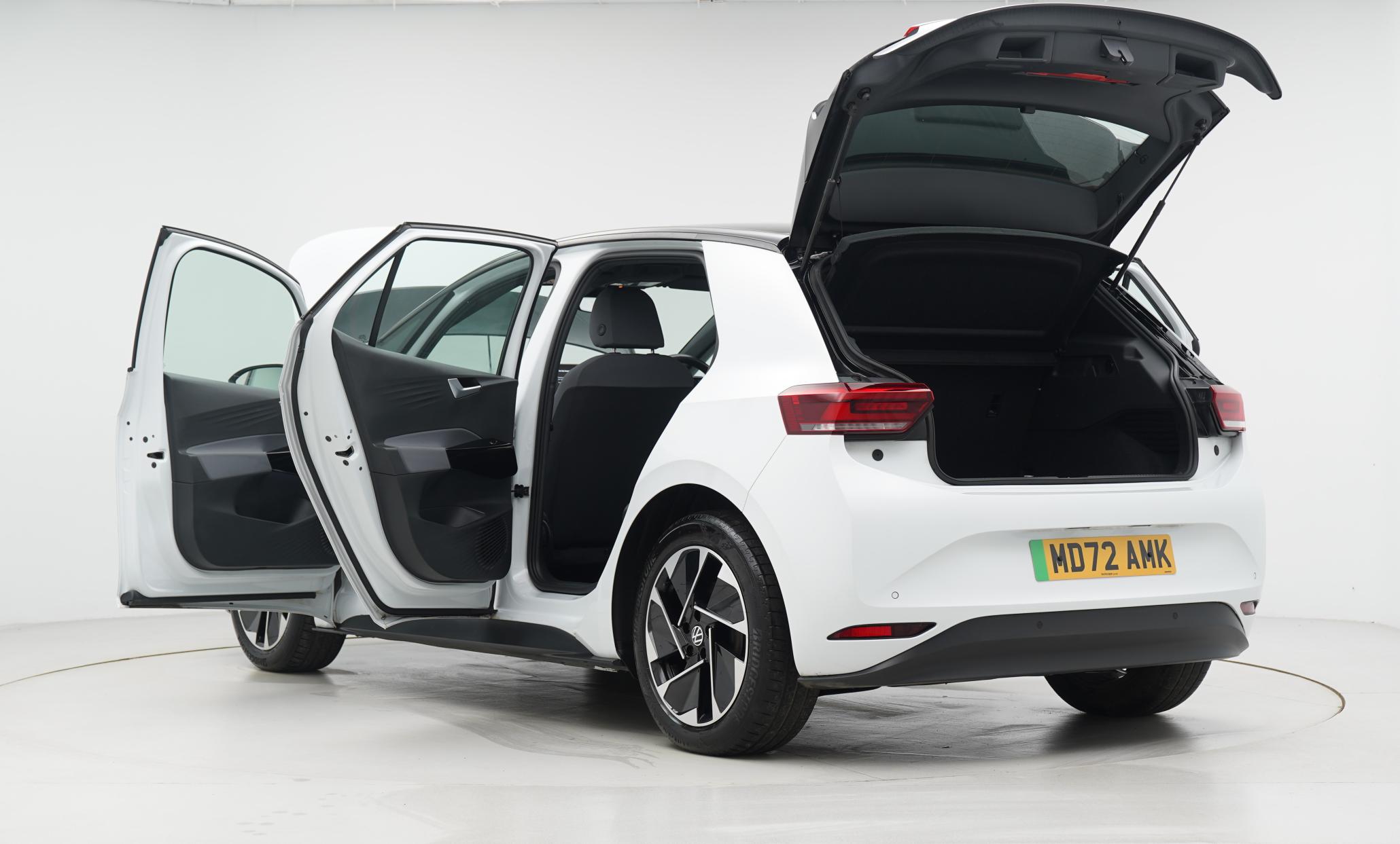 Volkswagen ID.3 Pro 58kWh Life Hatchback 5dr Electric Auto (145 ps)