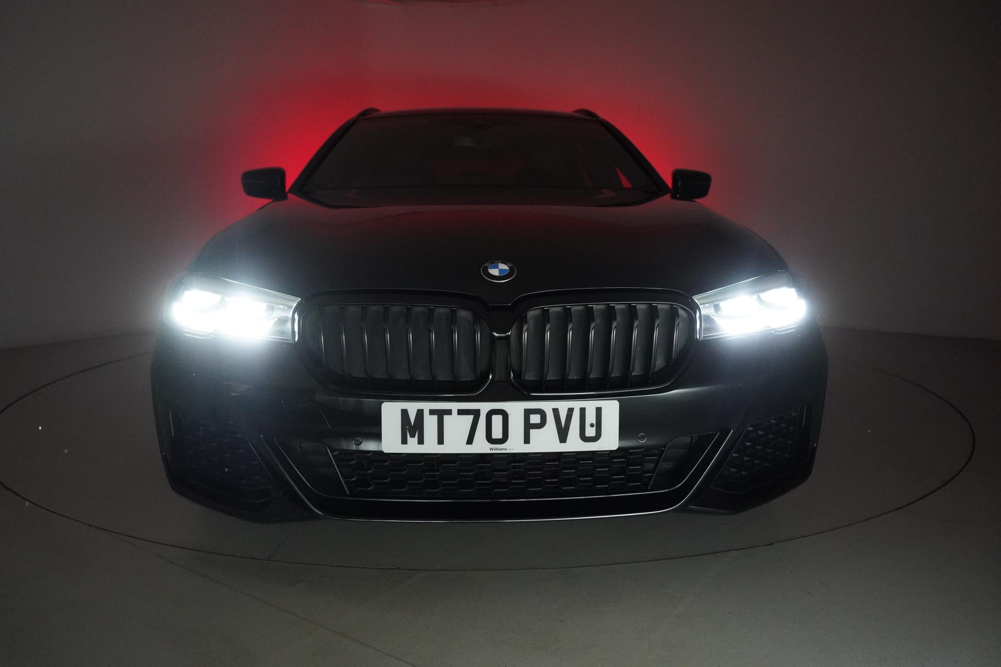 BMW 5 Series 2.0 520d MHT M Sport Touring 5dr Diesel Hybrid Steptronic Euro 6 (s/s) (190 ps)