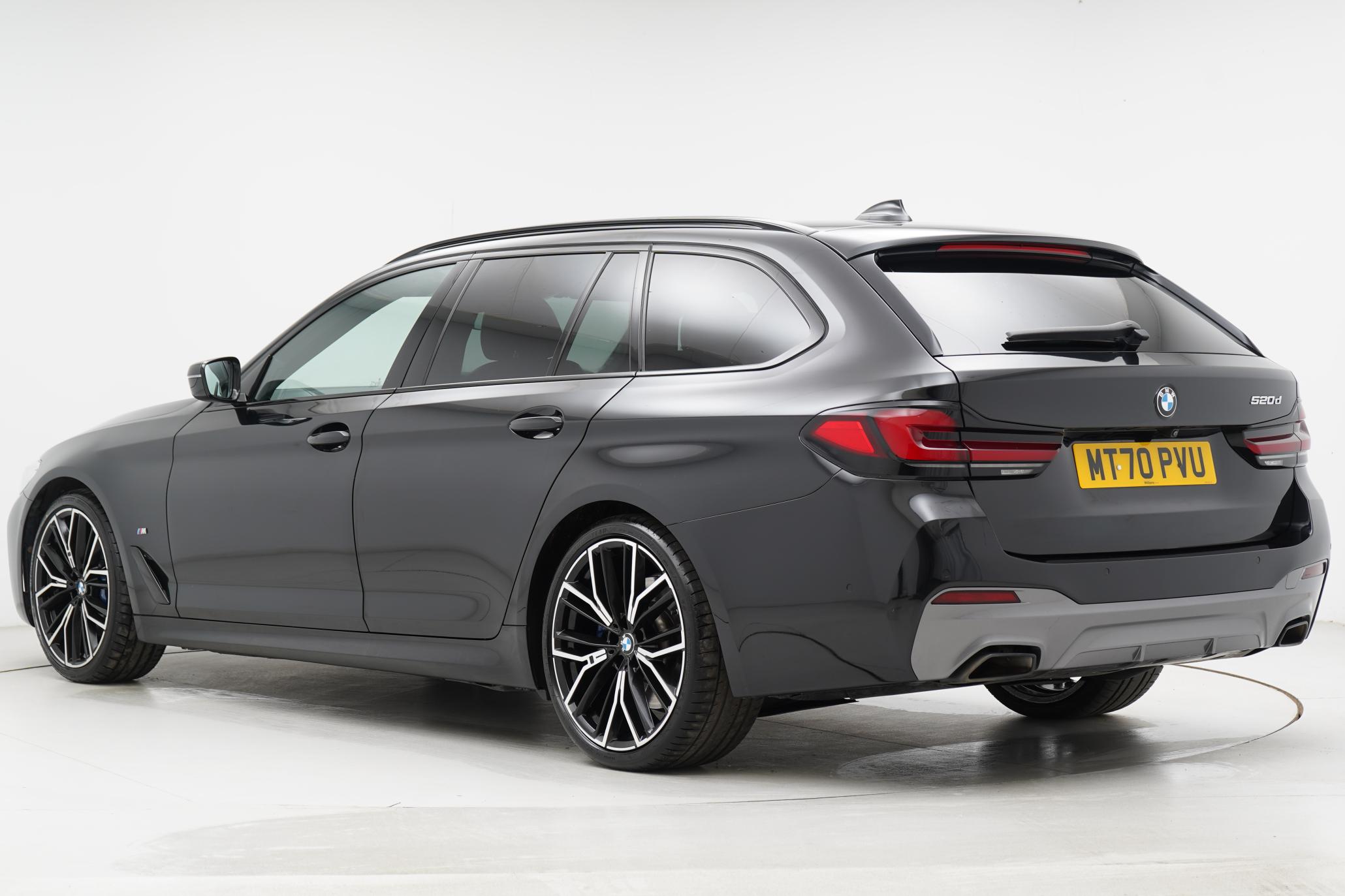 BMW 5 Series 2.0 520d MHT M Sport Touring 5dr Diesel Hybrid Steptronic Euro 6 (s/s) (190 ps)