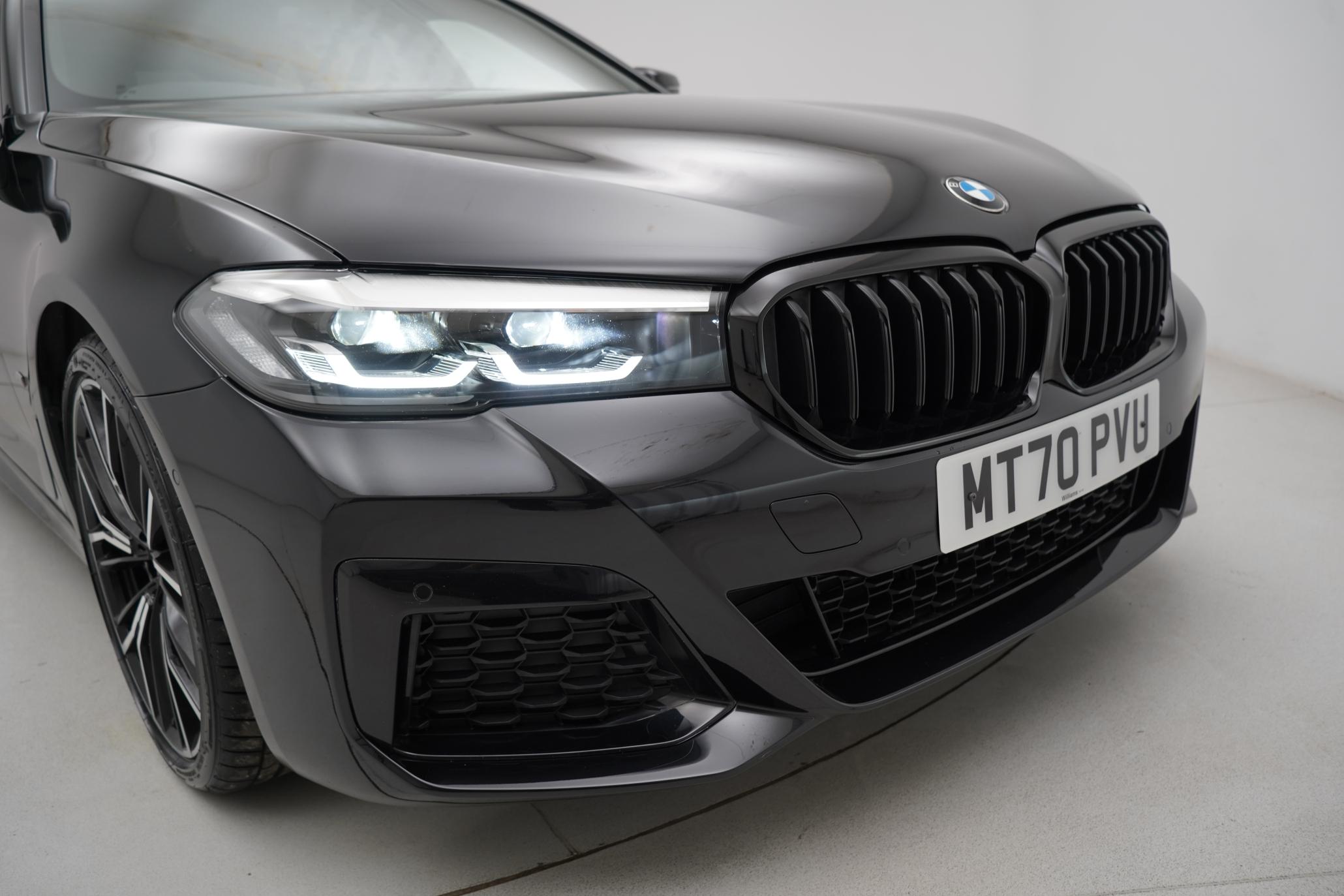 BMW 5 Series 2.0 520d MHT M Sport Touring 5dr Diesel Hybrid Steptronic Euro 6 (s/s) (190 ps)