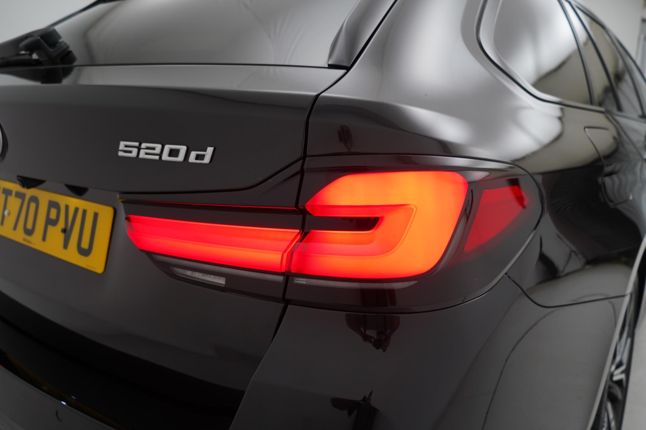 BMW 5 Series 2.0 520d MHT M Sport Touring 5dr Diesel Hybrid Steptronic Euro 6 (s/s) (190 ps)
