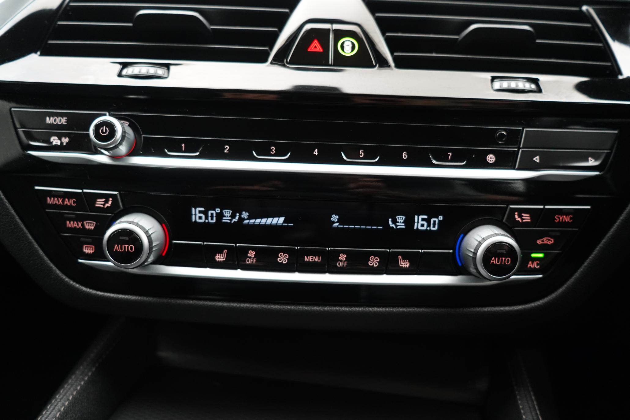 BMW 5 Series 2.0 520d MHT M Sport Touring 5dr Diesel Hybrid Steptronic Euro 6 (s/s) (190 ps)
