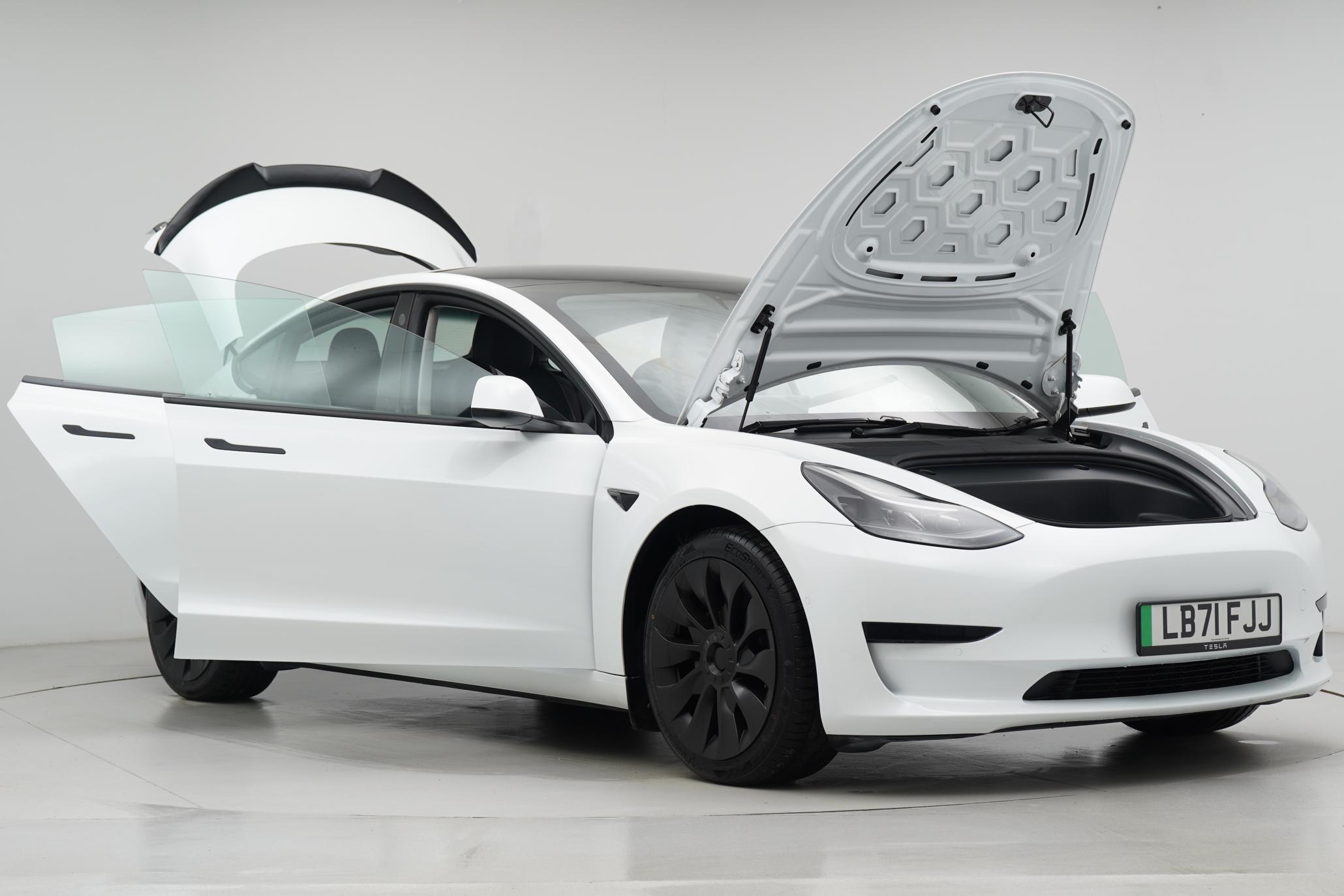 Tesla Model 3 Standard Range Plus Saloon 4dr Electric Auto RWD (241 bhp)