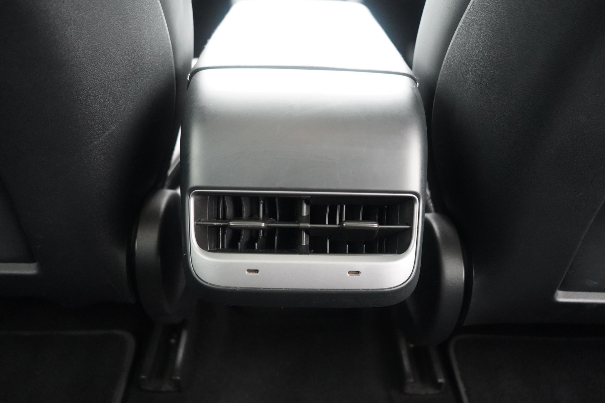 Tesla Model 3 Standard Range Plus Saloon 4dr Electric Auto RWD (241 bhp)