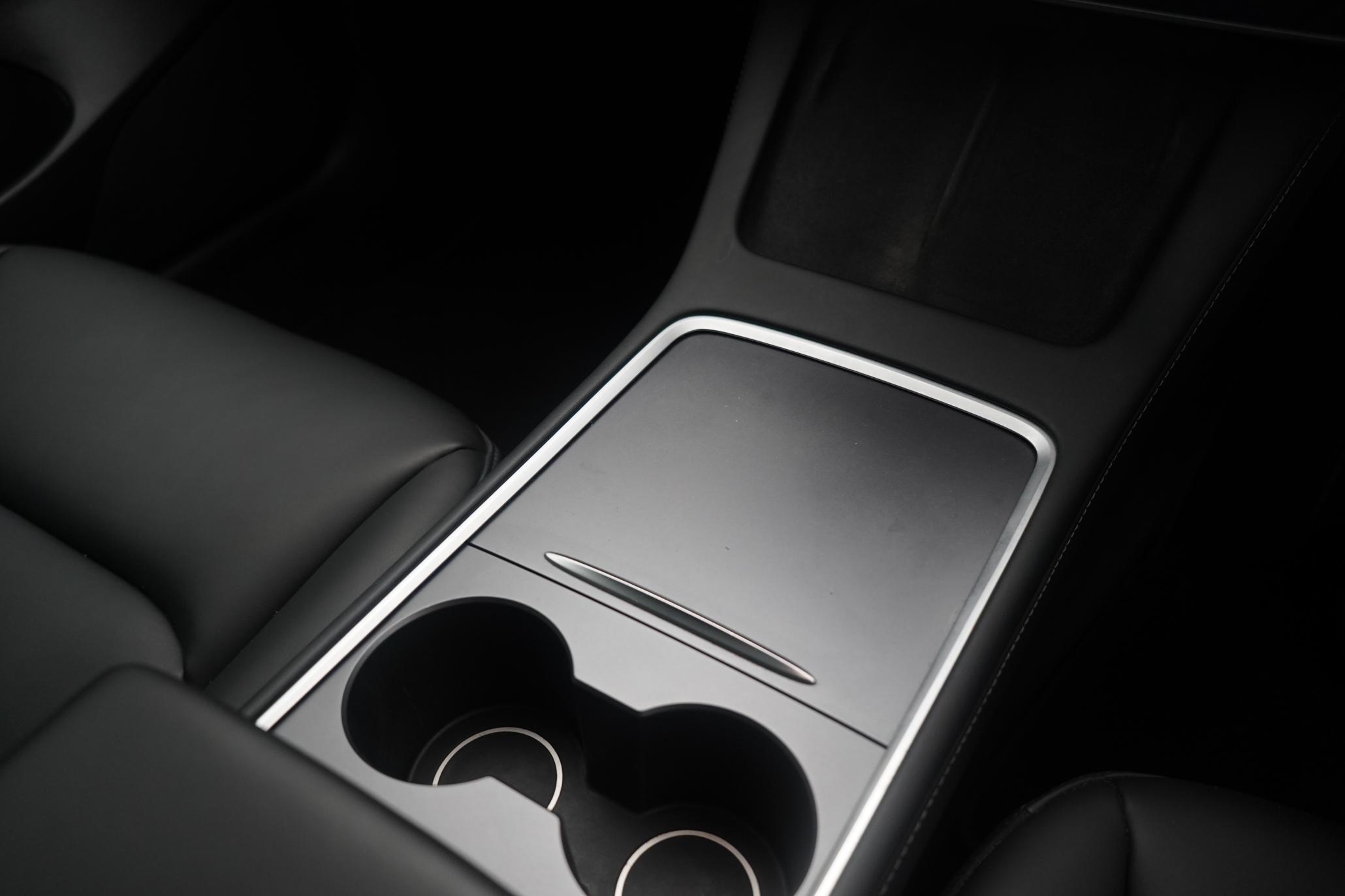 Tesla Model 3 Standard Range Plus Saloon 4dr Electric Auto RWD (241 bhp)