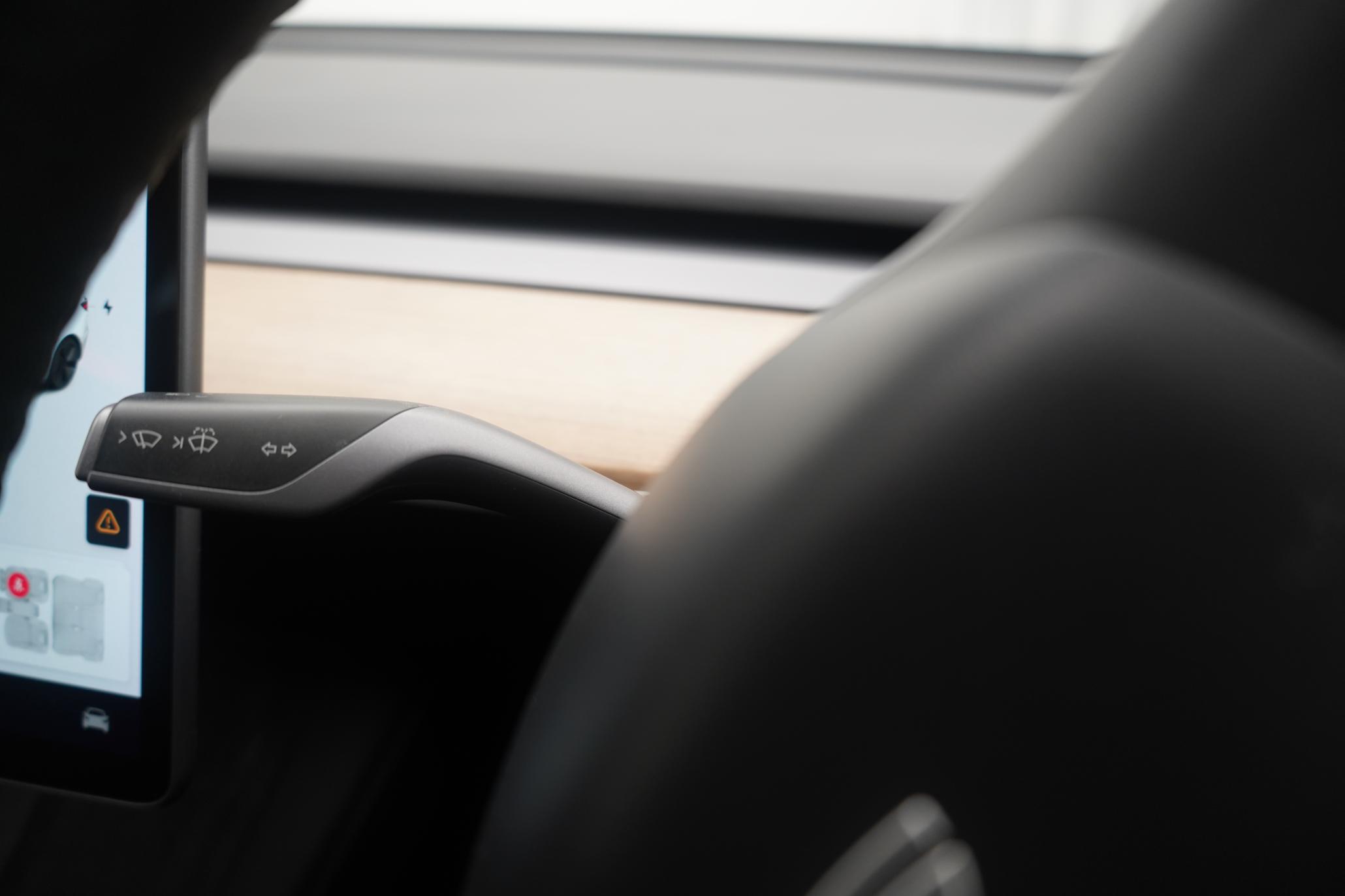 Tesla Model 3 Standard Range Plus Saloon 4dr Electric Auto RWD (241 bhp)