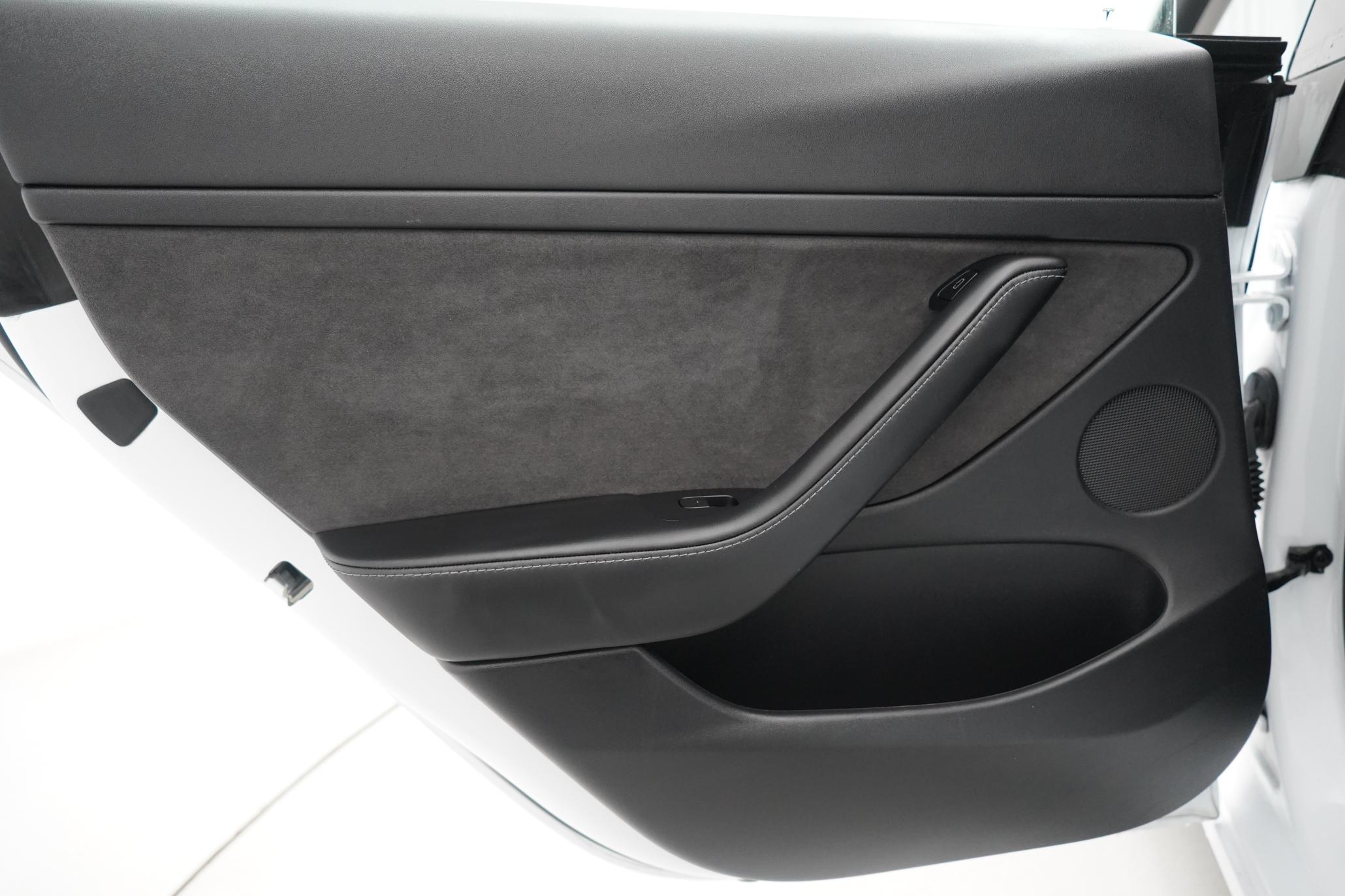 Tesla Model 3 Standard Range Plus Saloon 4dr Electric Auto RWD (241 bhp)