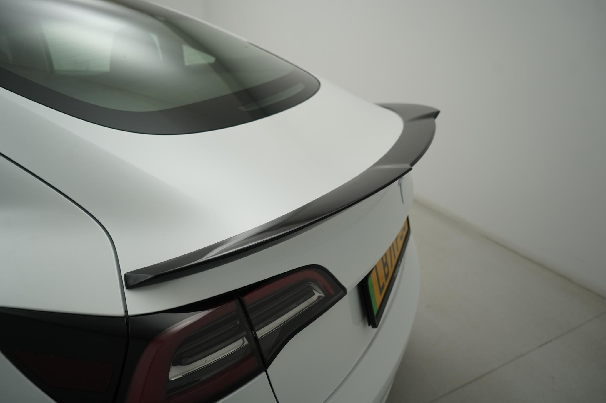 Tesla Model 3 Standard Range Plus Saloon 4dr Electric Auto RWD (241 bhp)