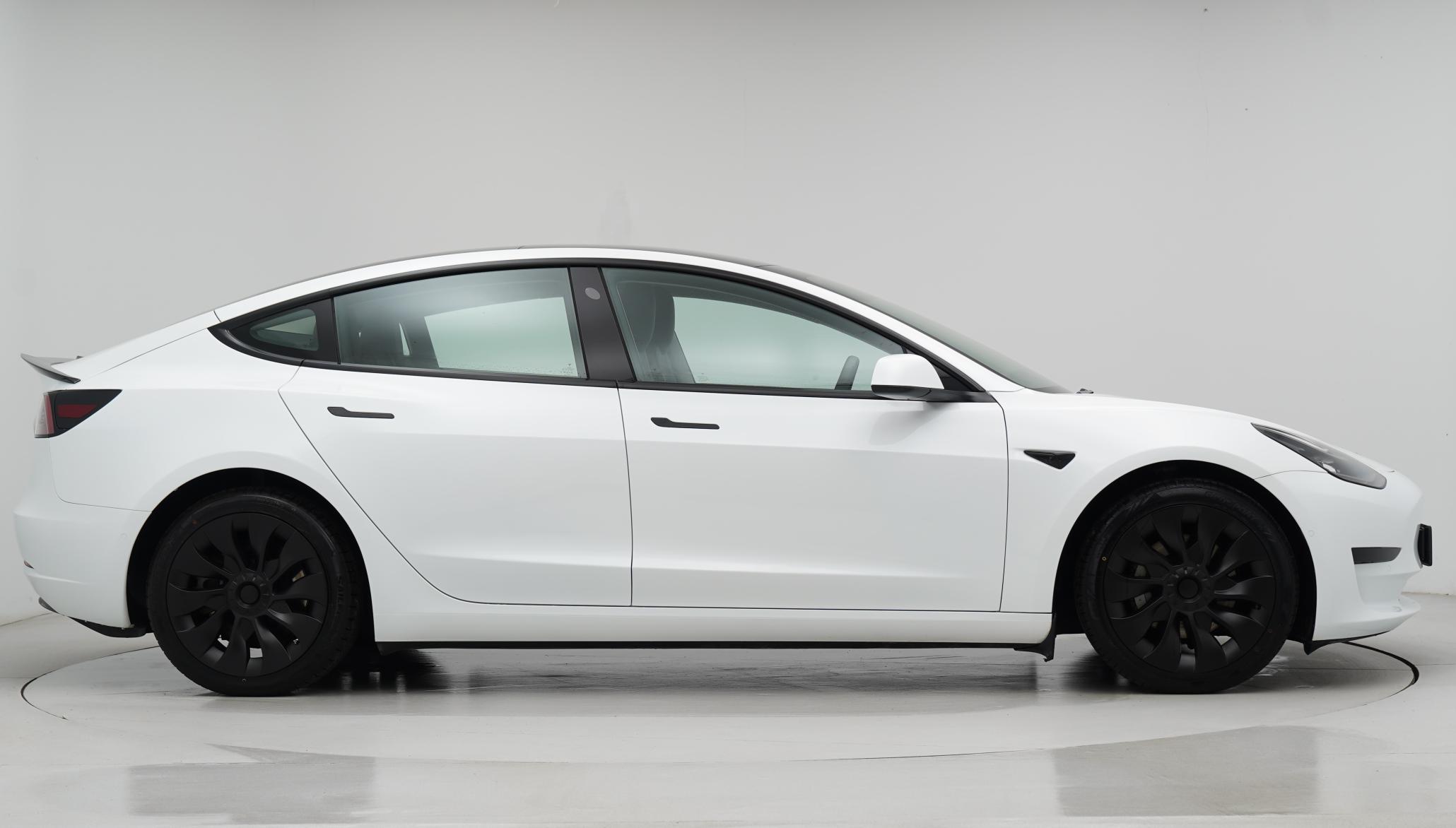 Tesla Model 3 Standard Range Plus Saloon 4dr Electric Auto RWD (241 bhp)