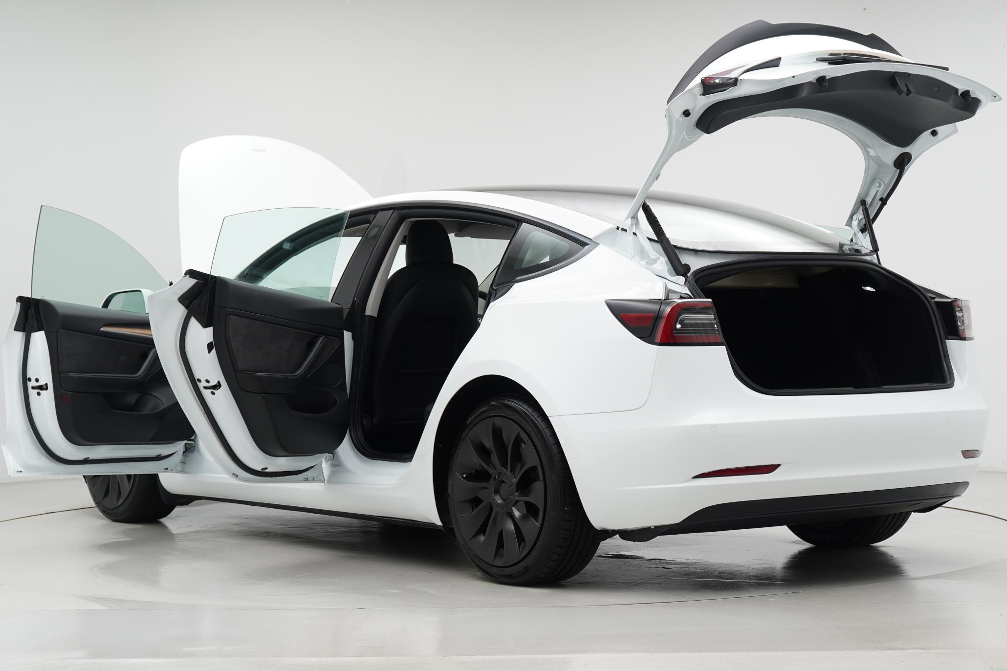Tesla Model 3 Standard Range Plus Saloon 4dr Electric Auto RWD (241 bhp)