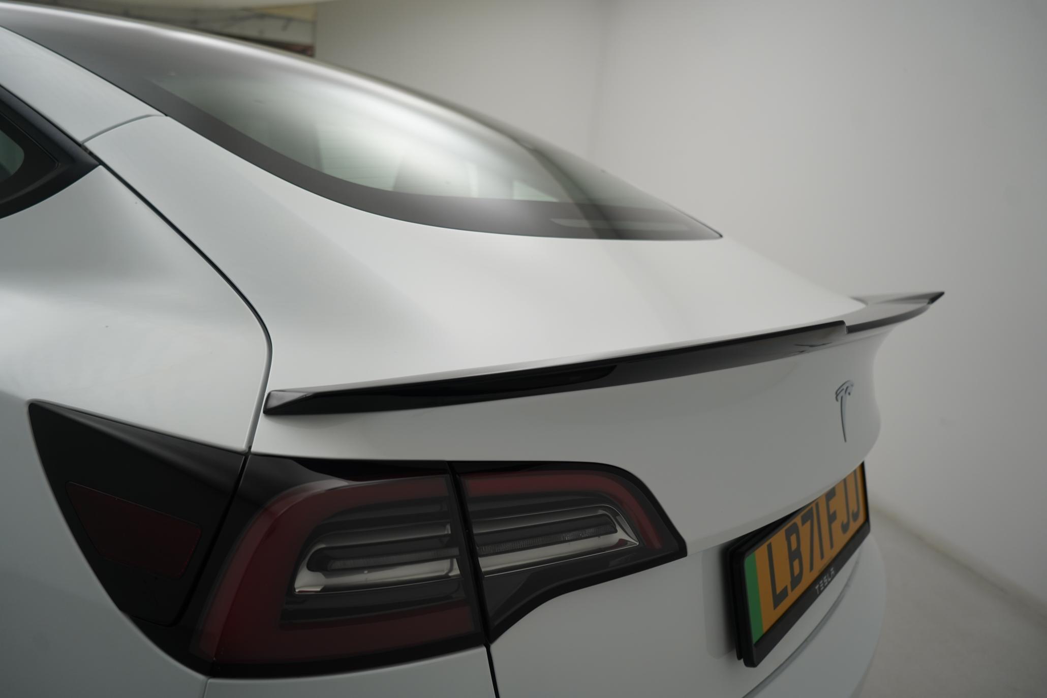 Tesla Model 3 Standard Range Plus Saloon 4dr Electric Auto RWD (241 bhp)